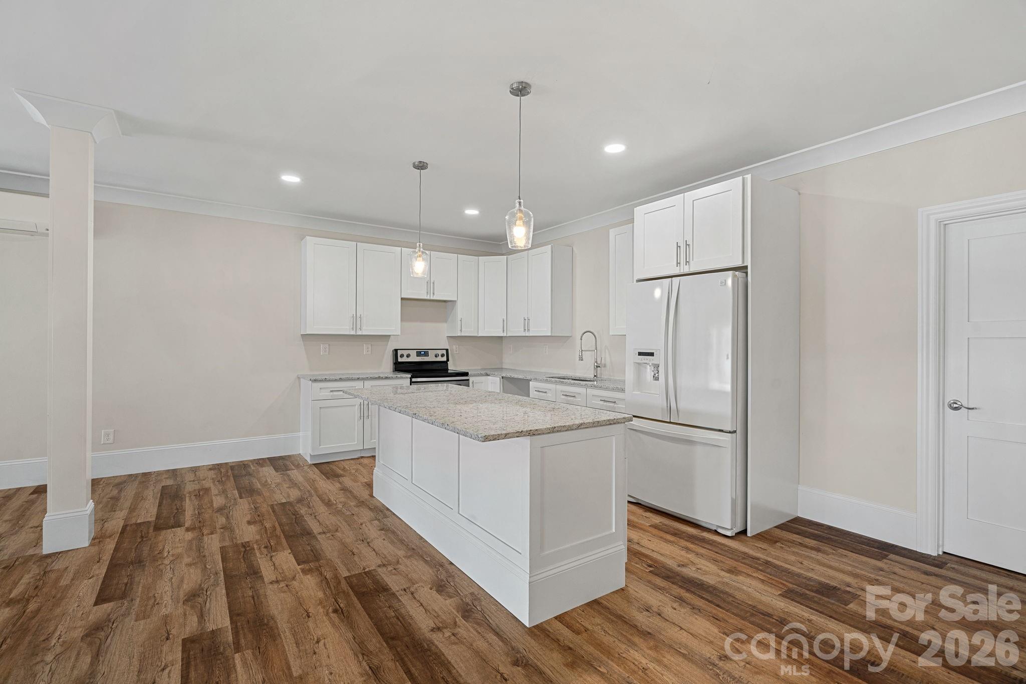 541 Isle Of Pines Road — Mooresville