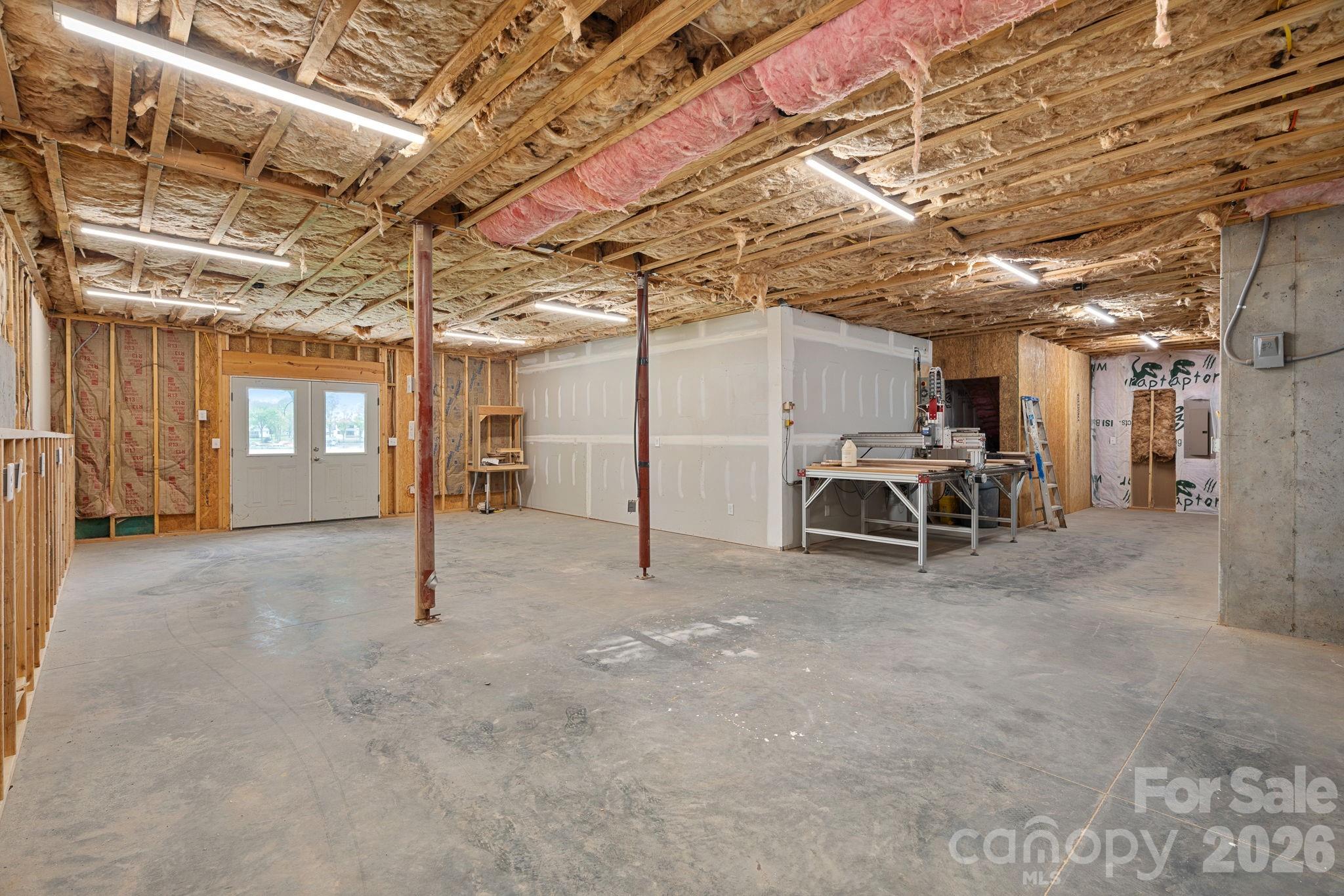 541 Isle Of Pines Road — Mooresville