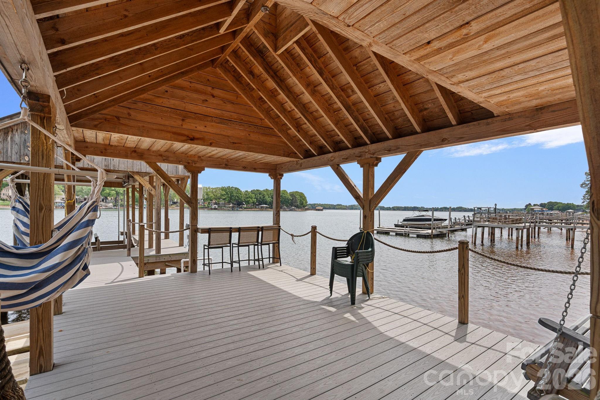 541 Isle Of Pines Road — Mooresville