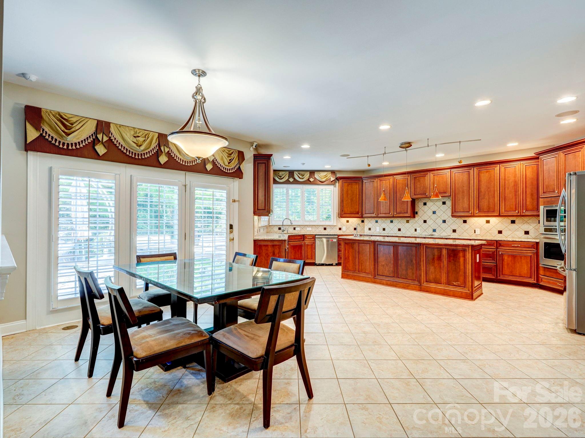 725 Wild Berry Court — Waxhaw