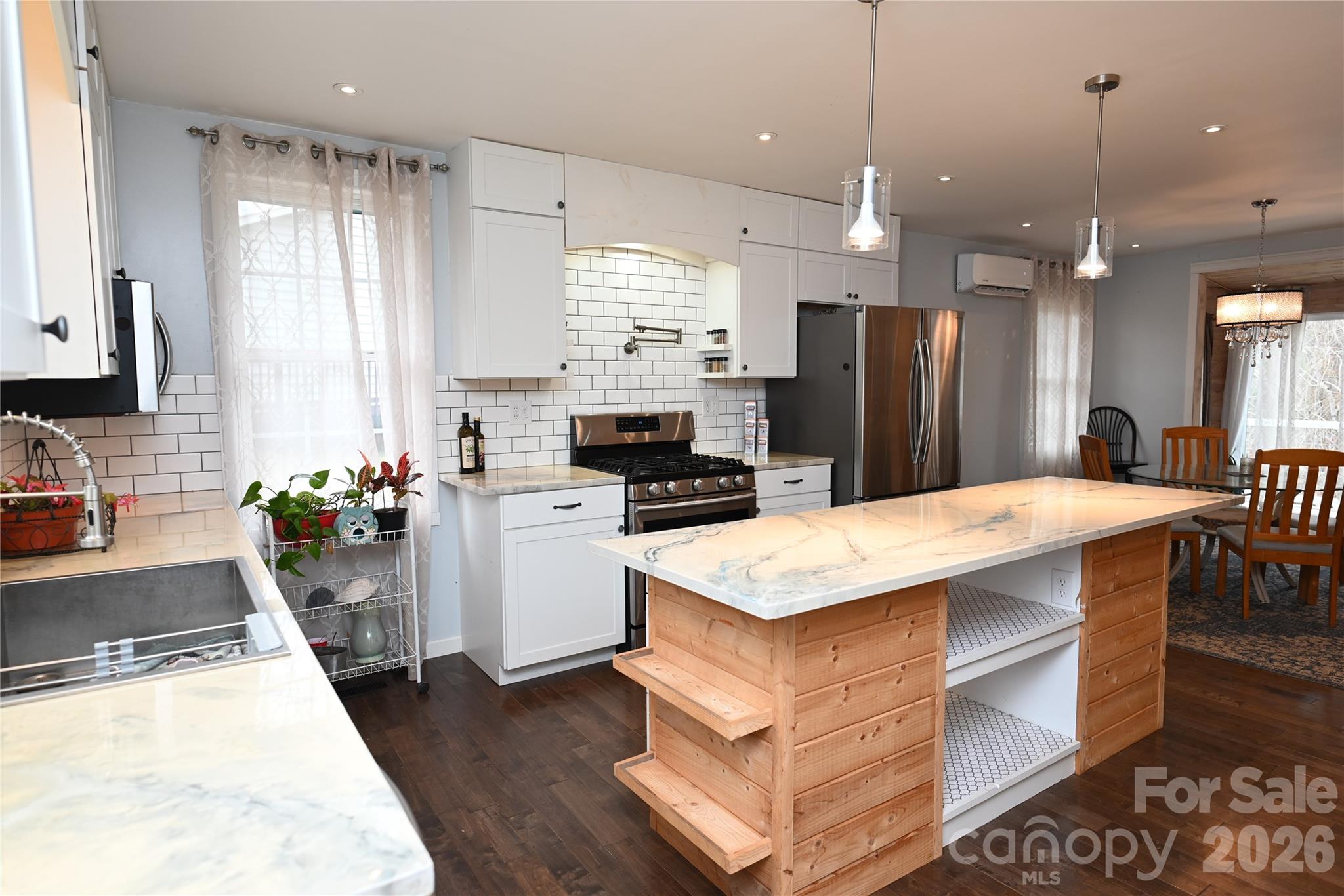 198 Clouse Lane — Taylorsville