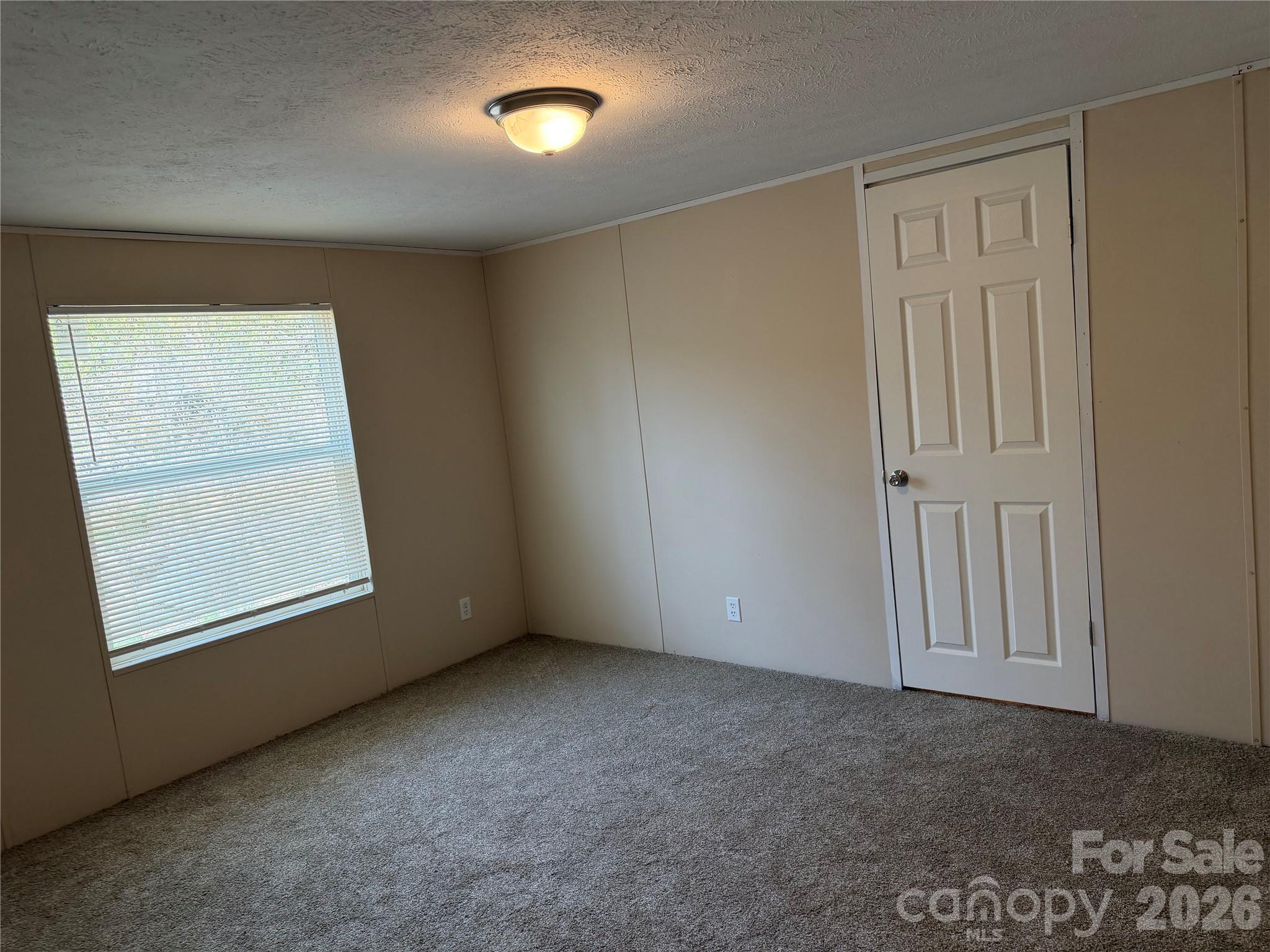 273 McMillan Drive — Hendersonville