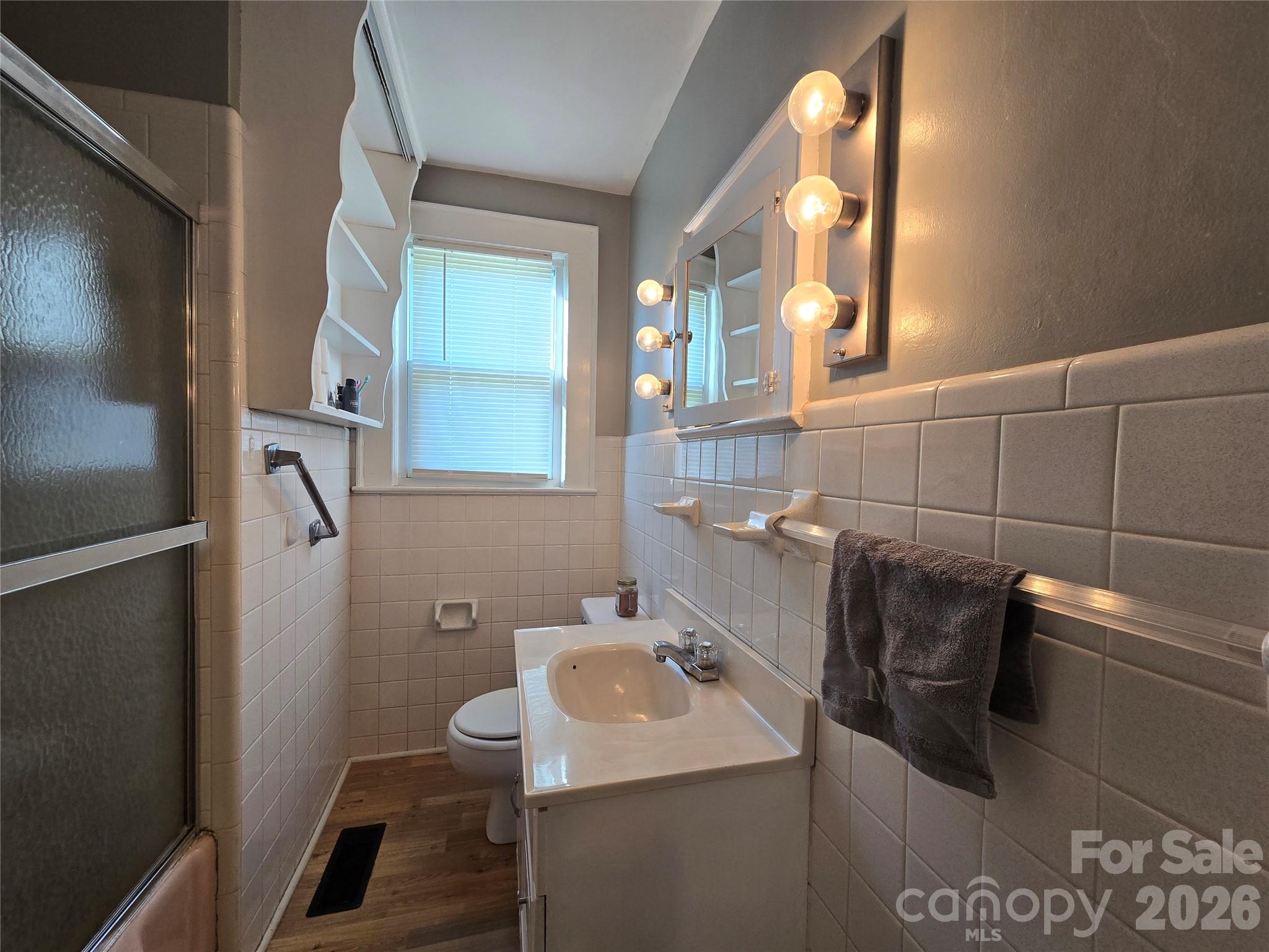 4207 Section House Road — Hickory