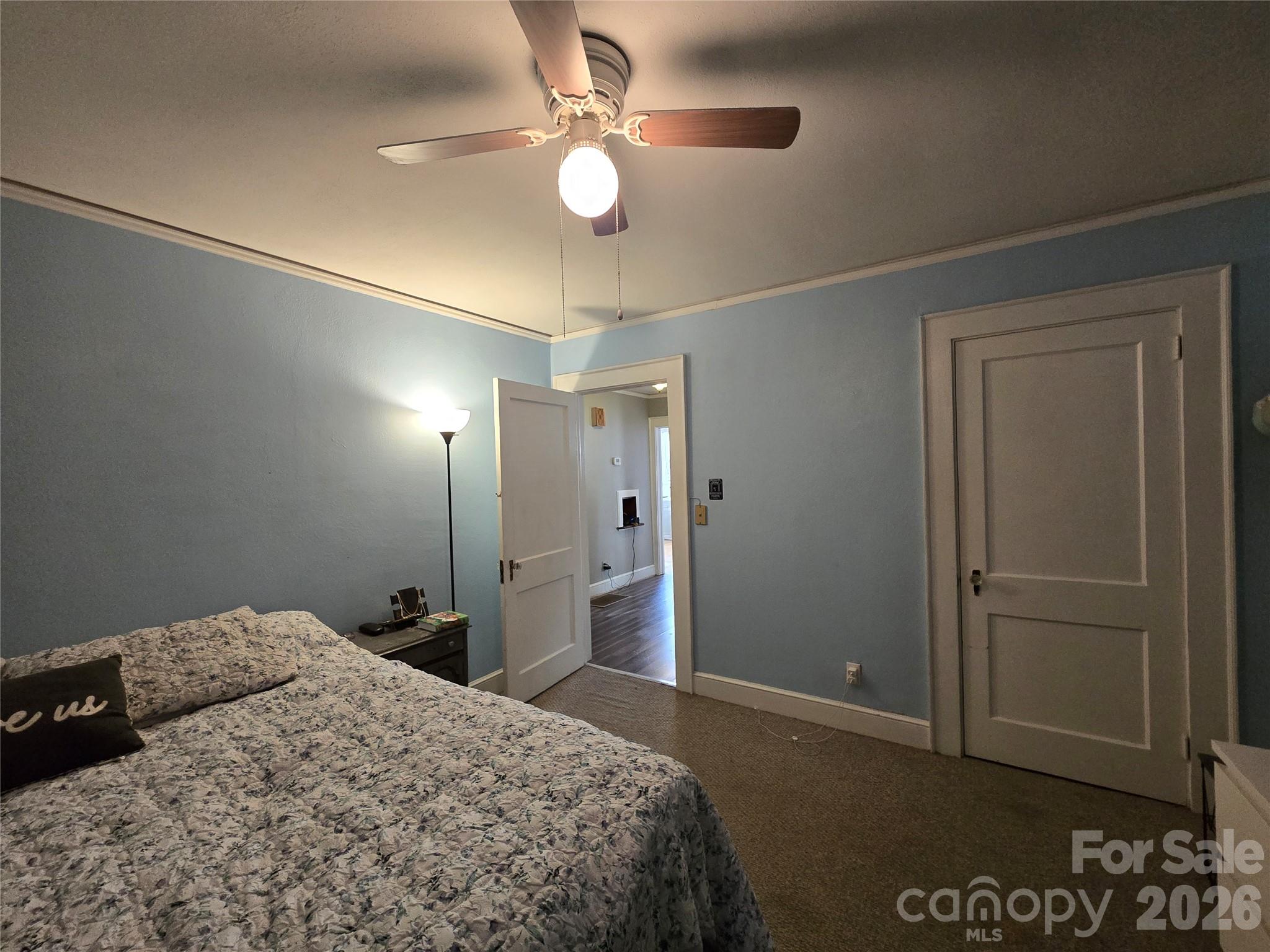 4207 Section House Road — Hickory