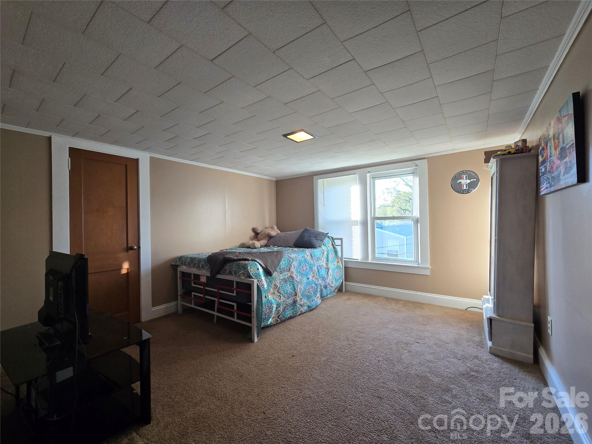 4207 Section House Road — Hickory