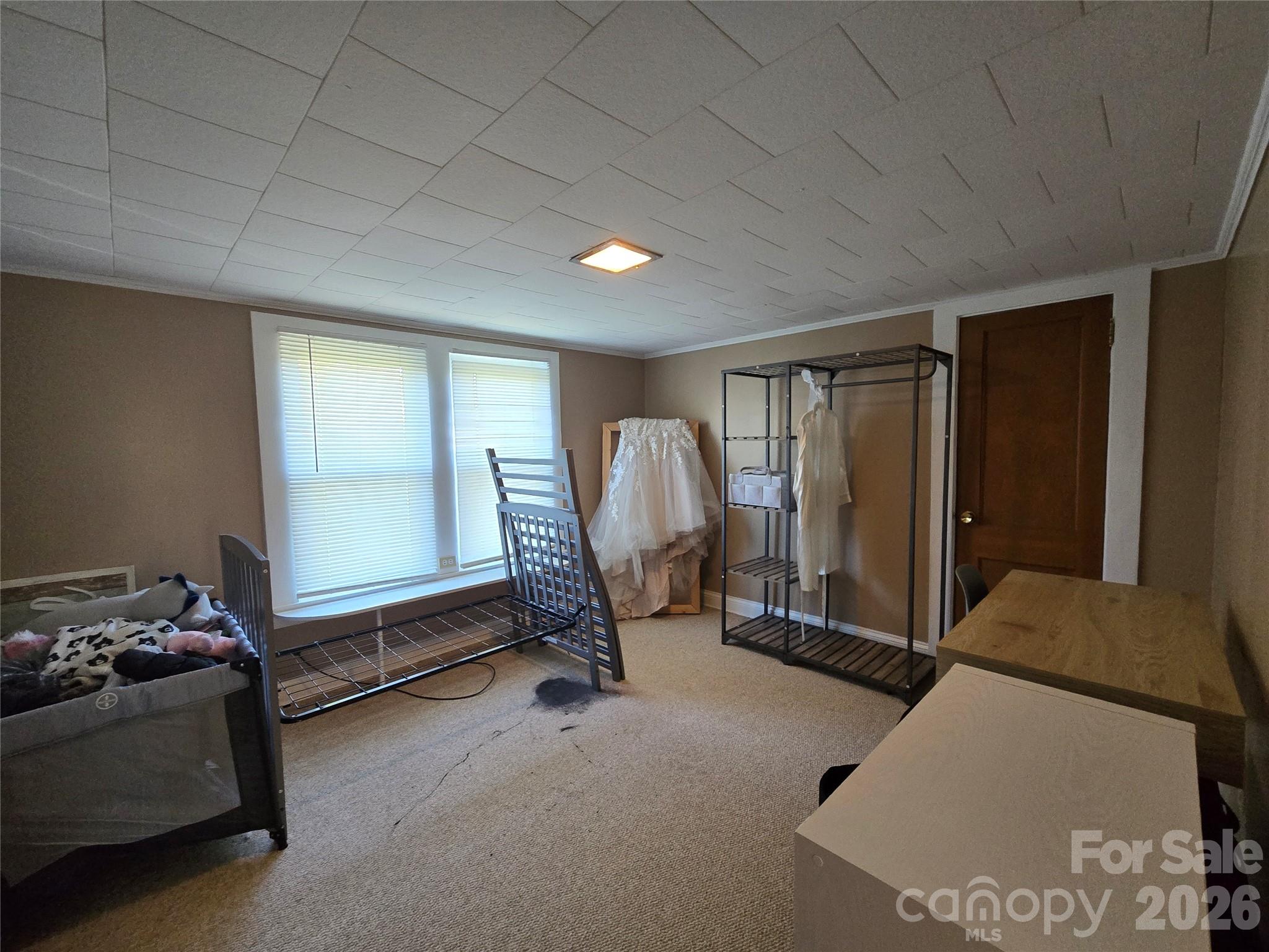 4207 Section House Road — Hickory