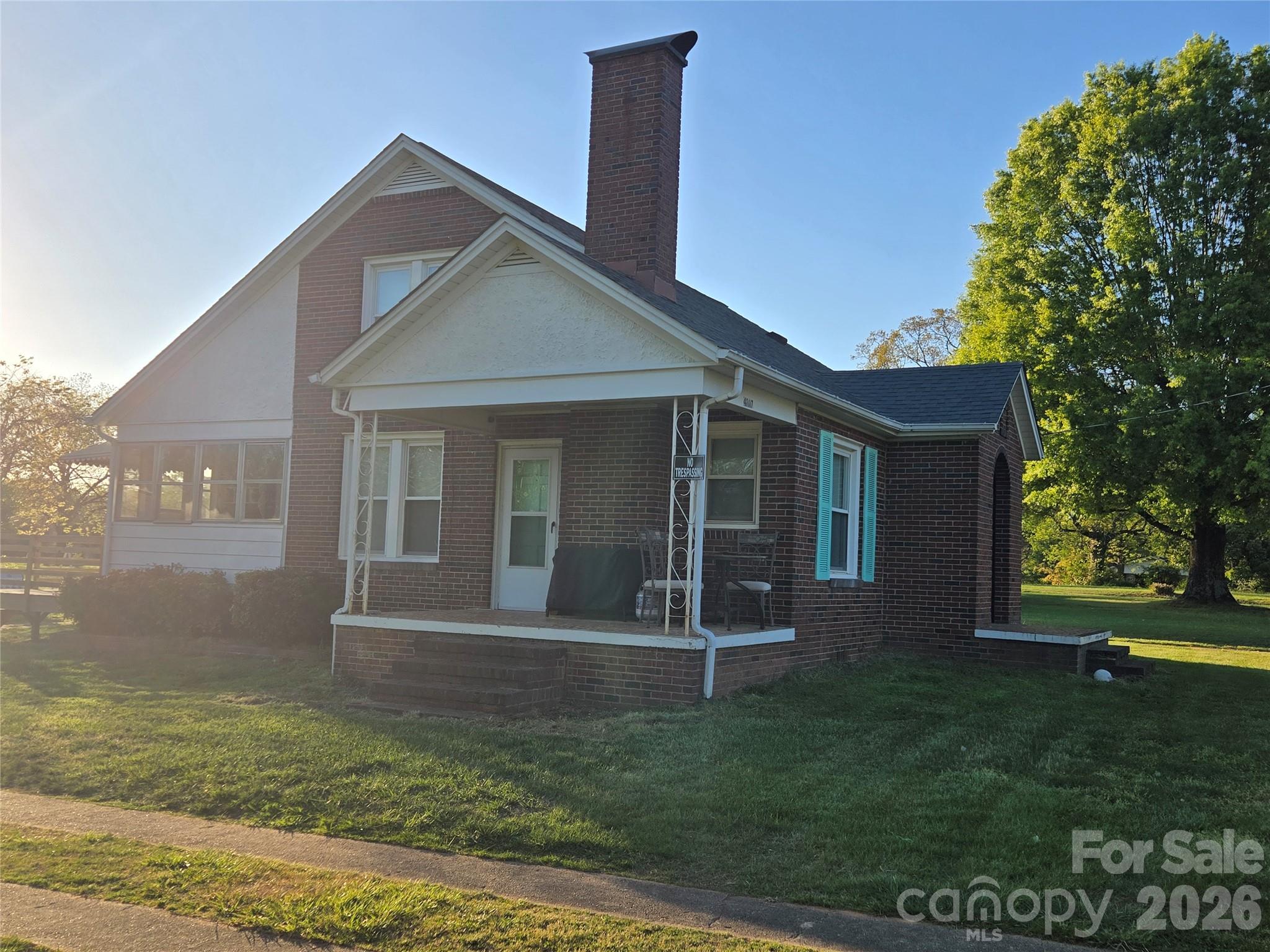 4207 Section House Road — Hickory