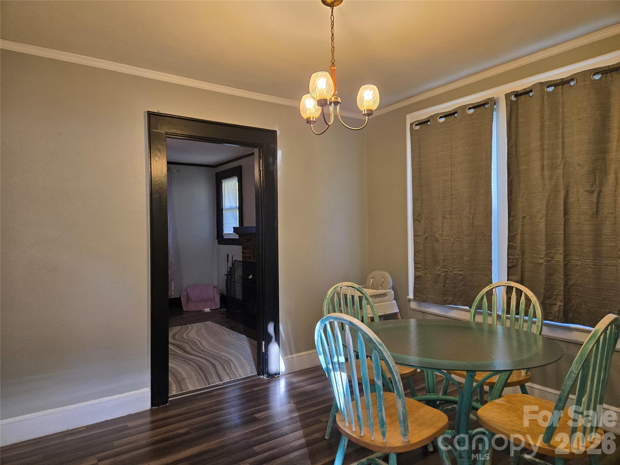4207 Section House Road — Hickory