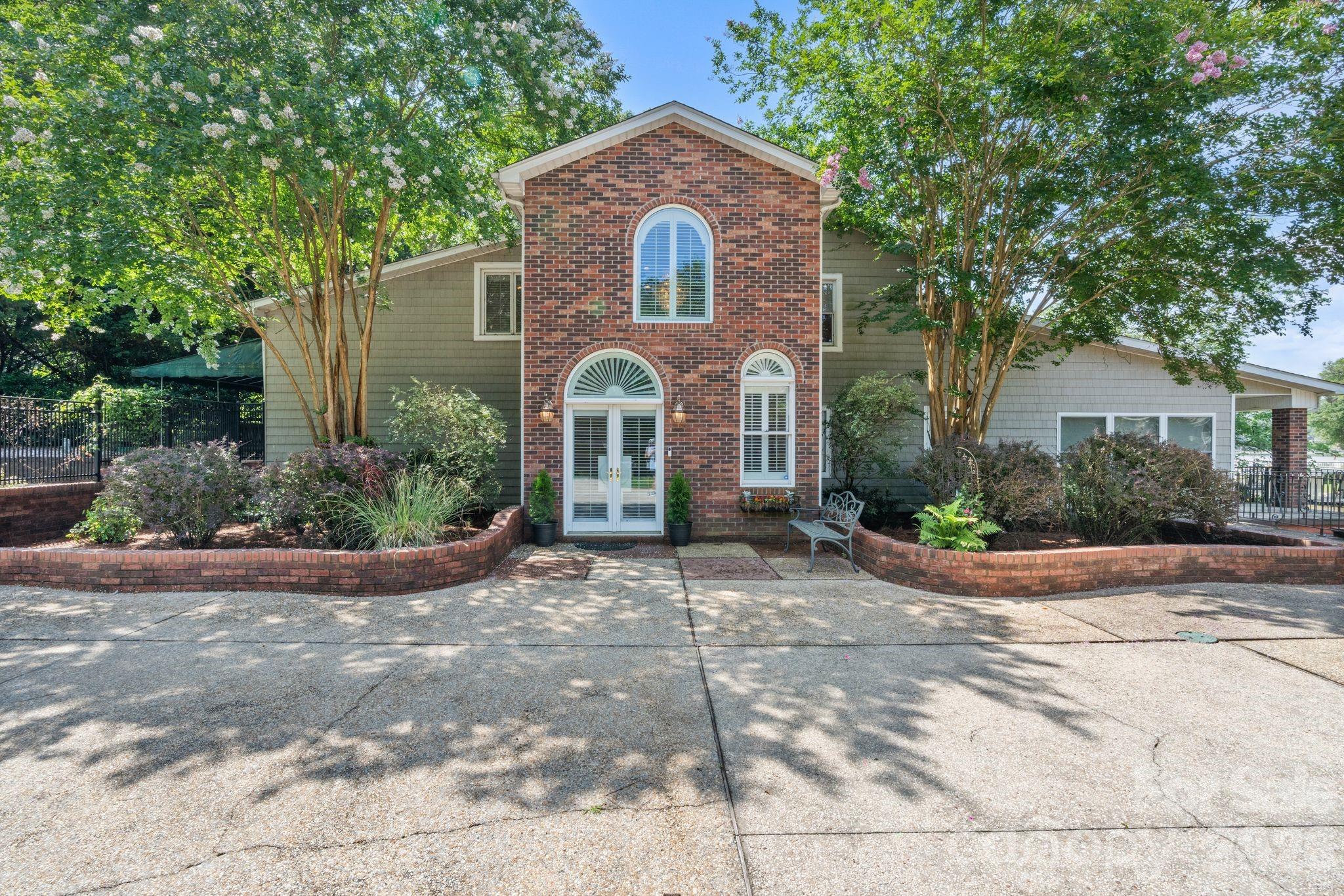 24756 Strand Drive — Albemarle