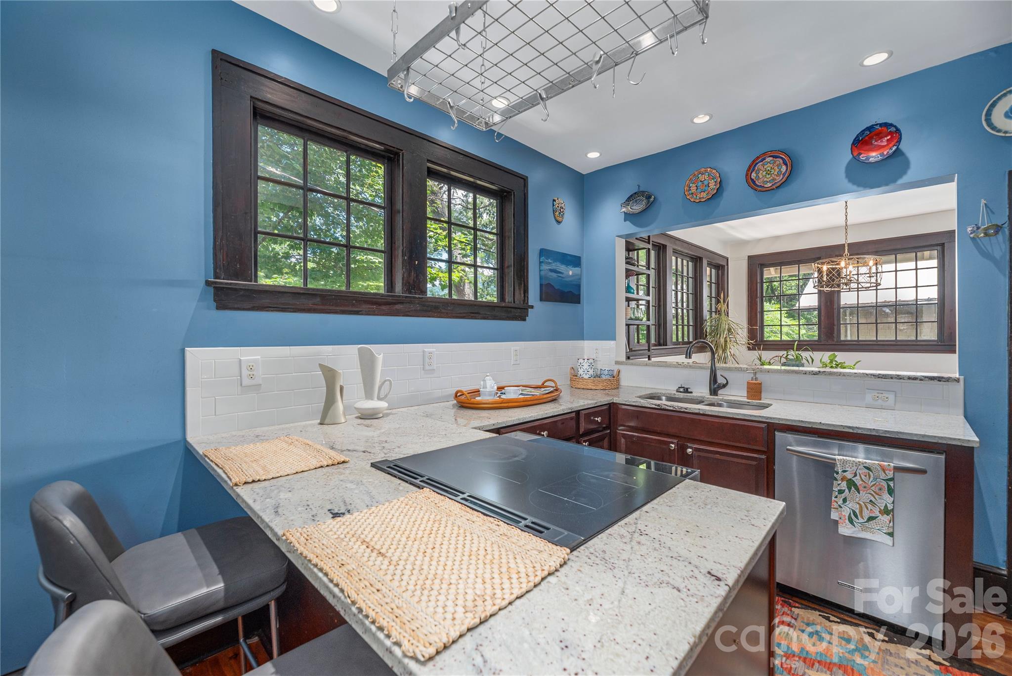 302 Hillside Street — Asheville