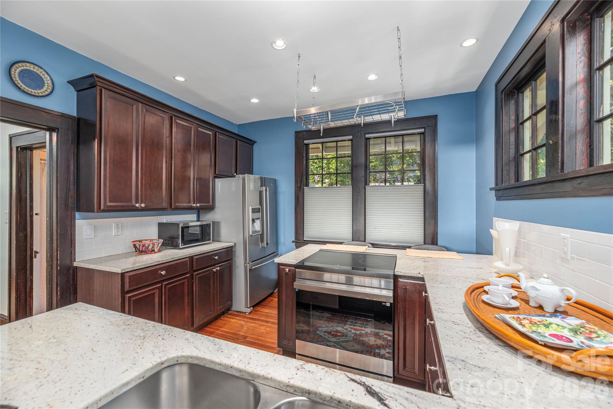 302 Hillside Street — Asheville