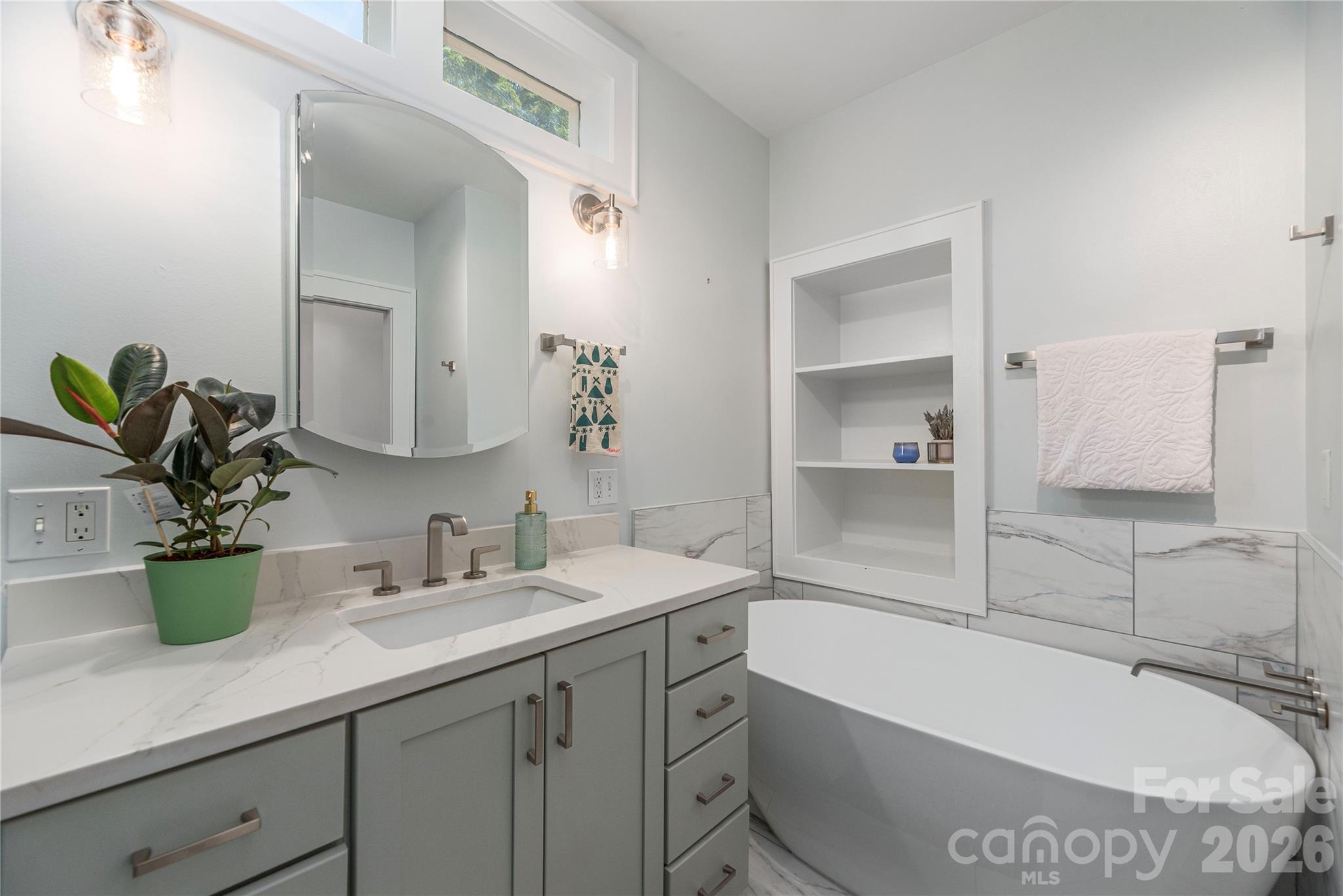 302 Hillside Street — Asheville