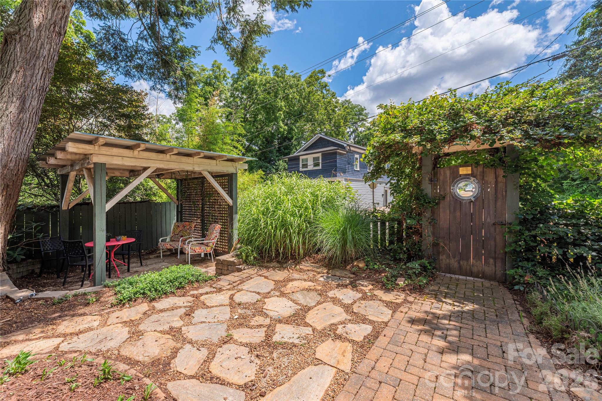 302 Hillside Street — Asheville