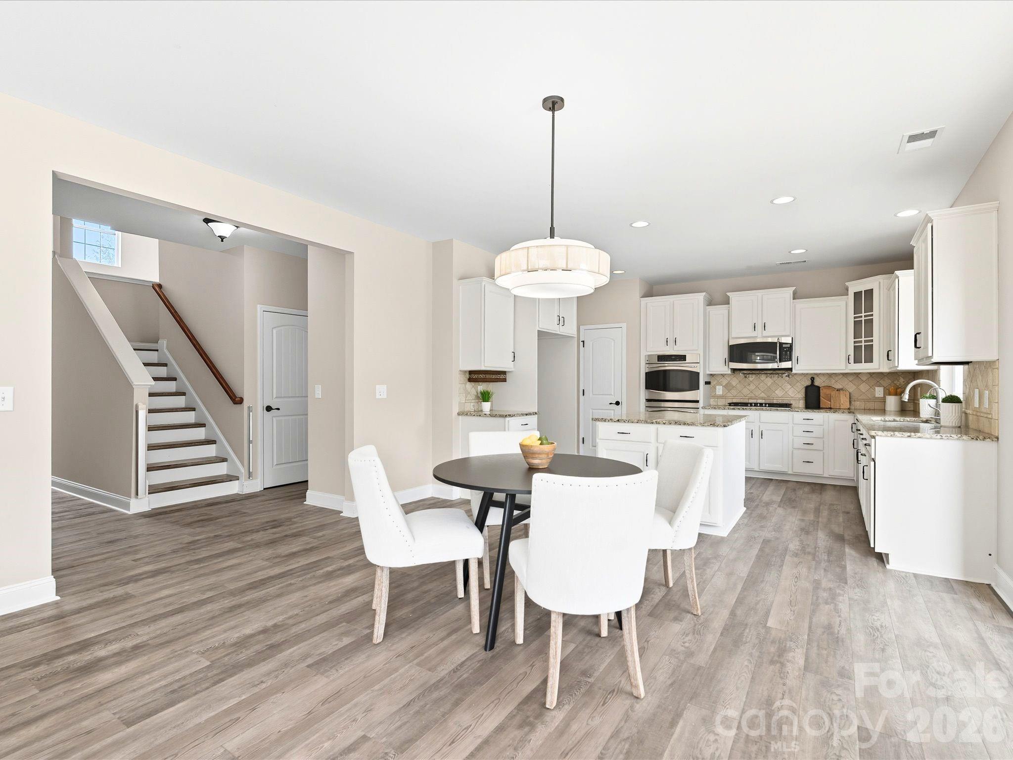 7196 Dove Field Lane — Fort Mill