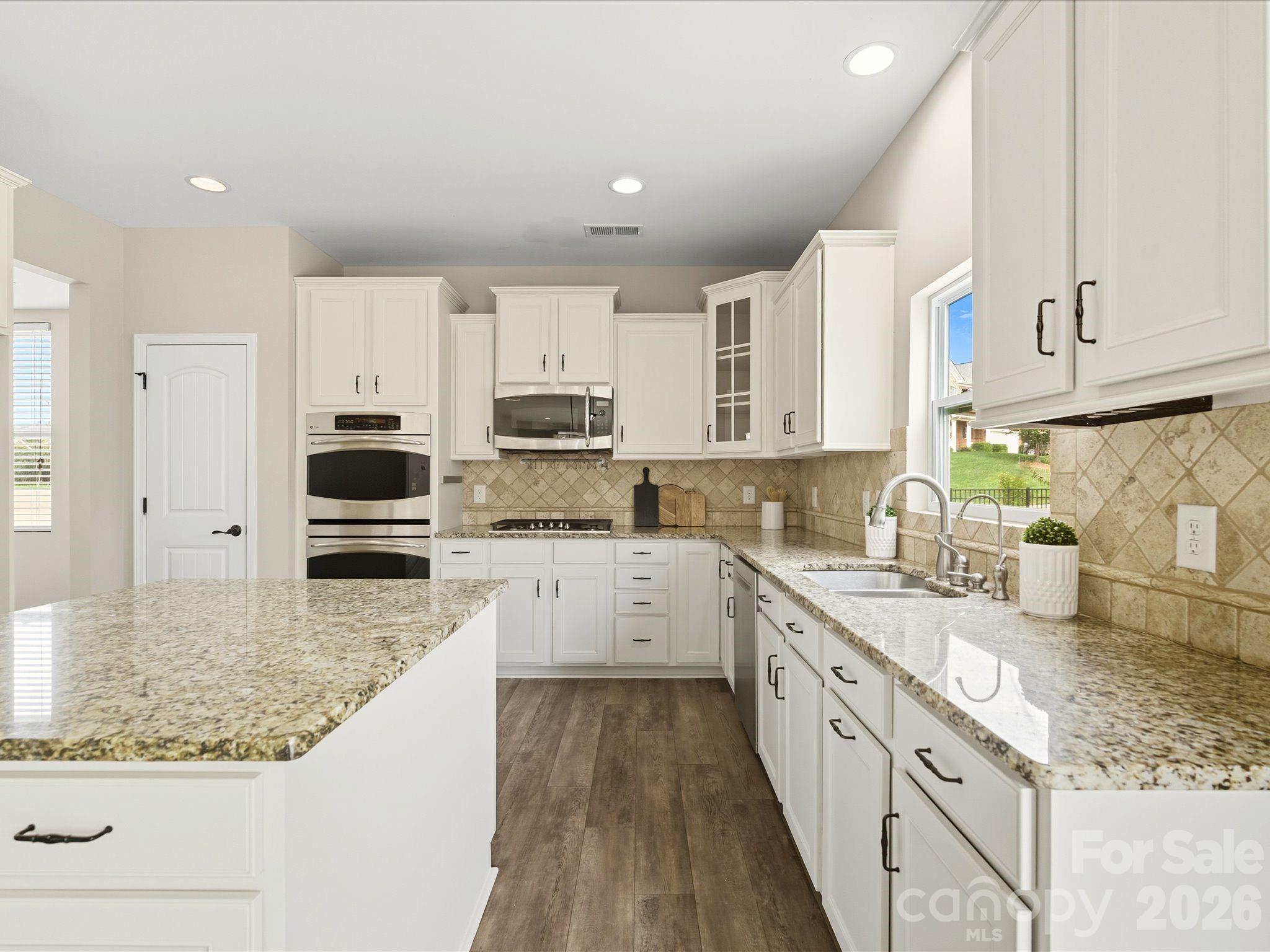 7196 Dove Field Lane — Fort Mill