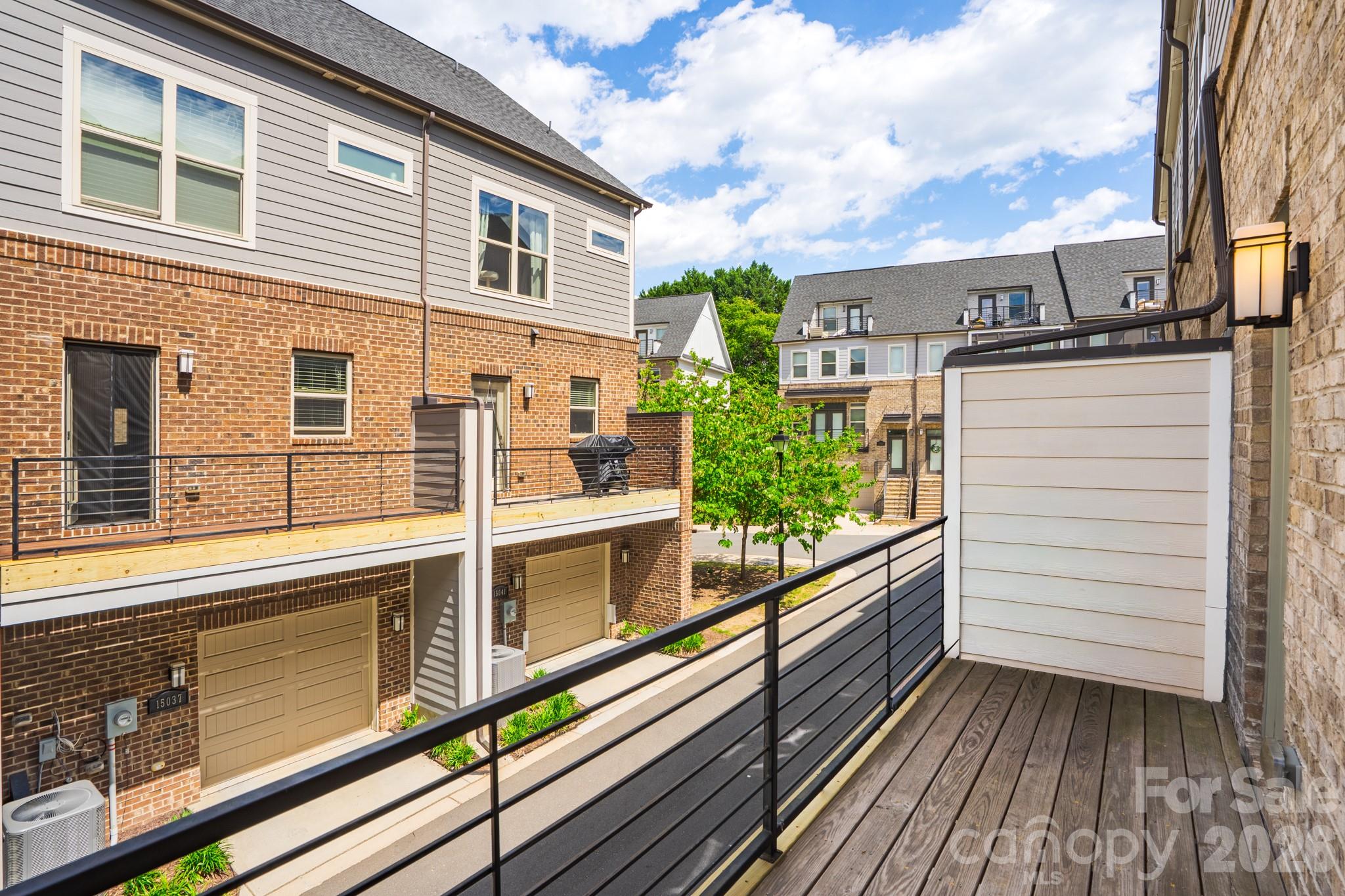15036 New Amsterdam Lane — Charlotte