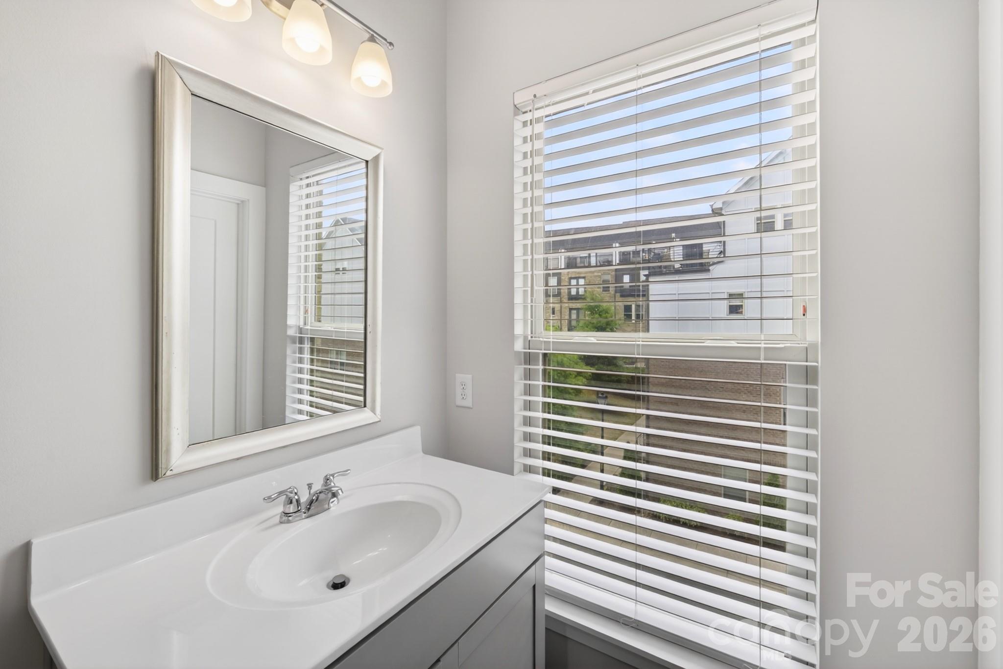 15036 New Amsterdam Lane — Charlotte