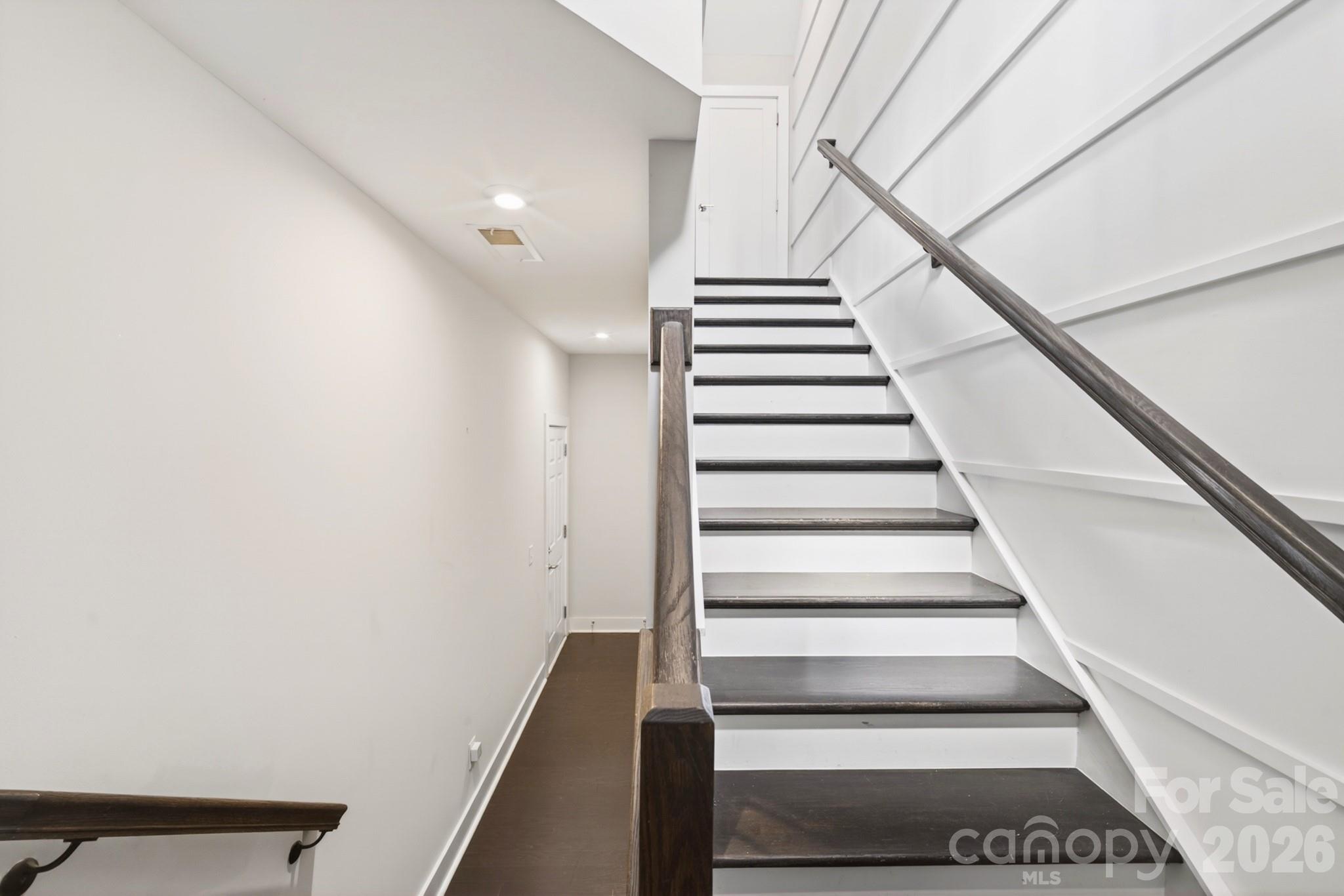 15036 New Amsterdam Lane — Charlotte