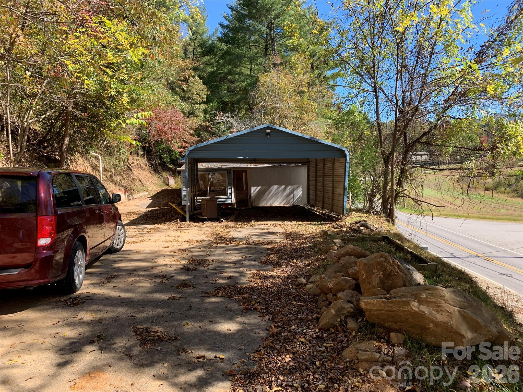465 Bee Tree Road — Swannanoa