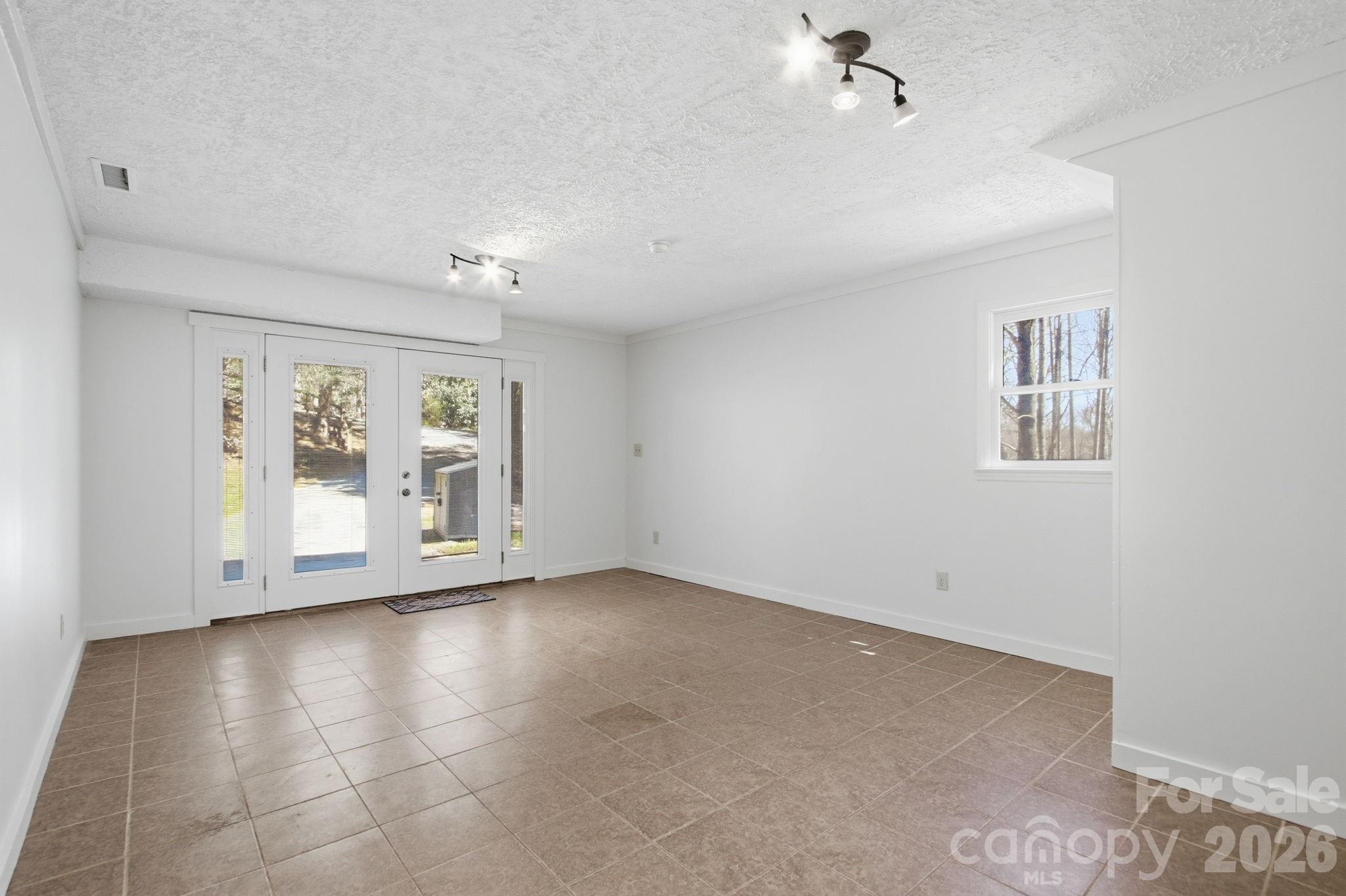 1523 Russ Cornett Road — Boone