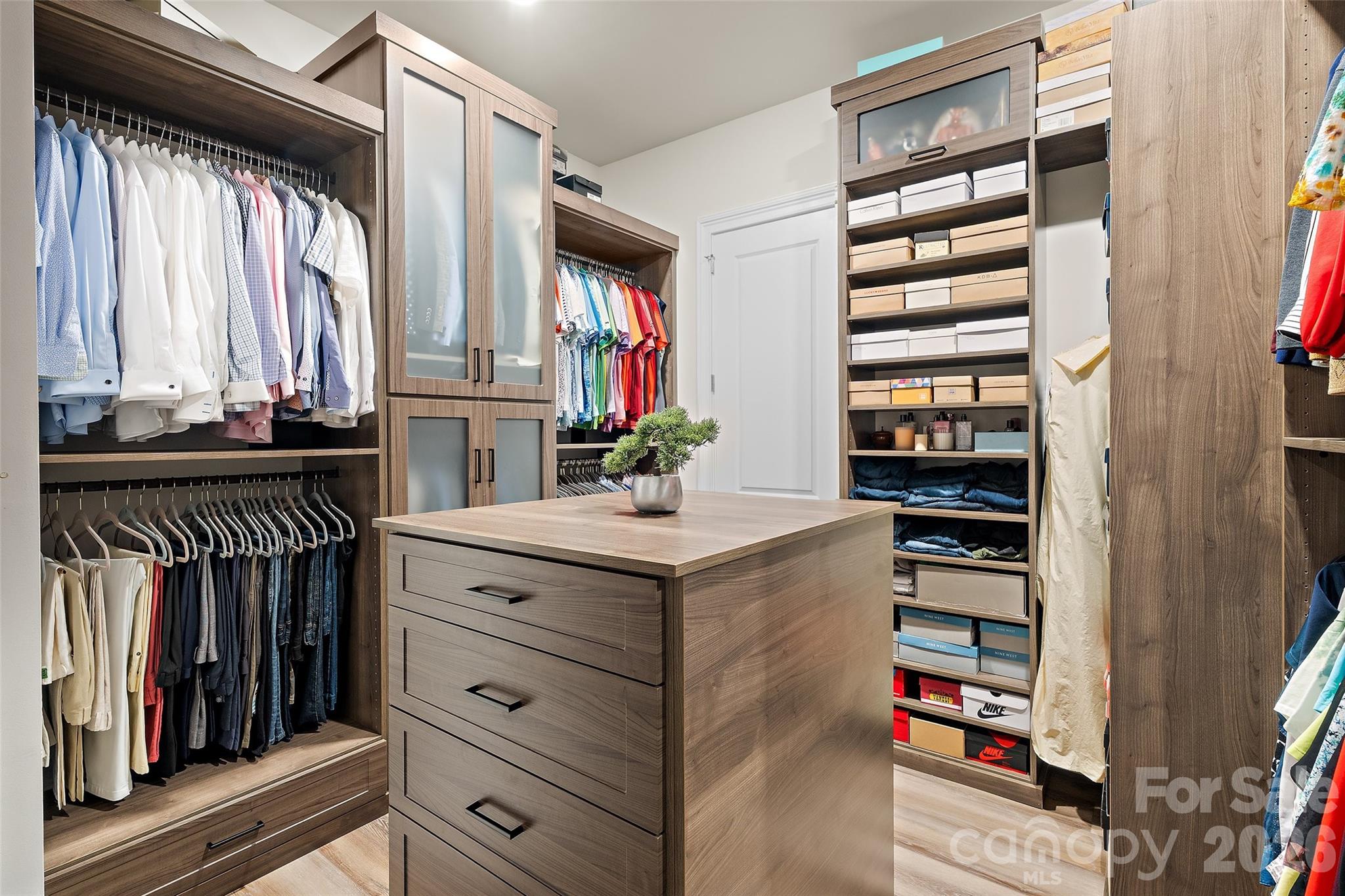 82212 Standing Oak Drive — Charlotte