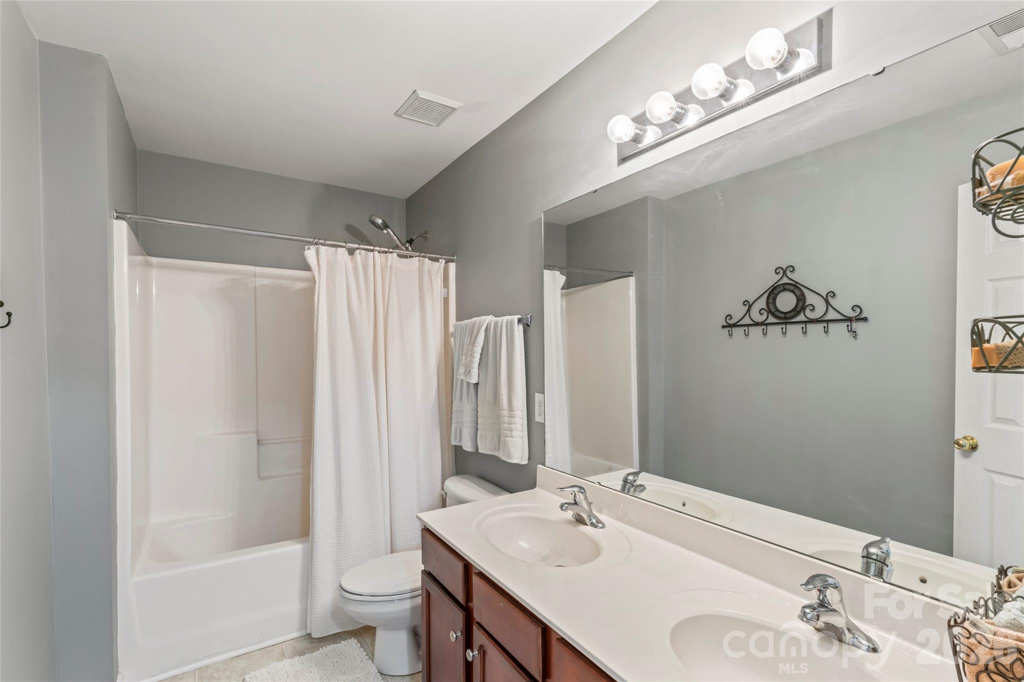 14913 Asheton Creek Drive — Charlotte