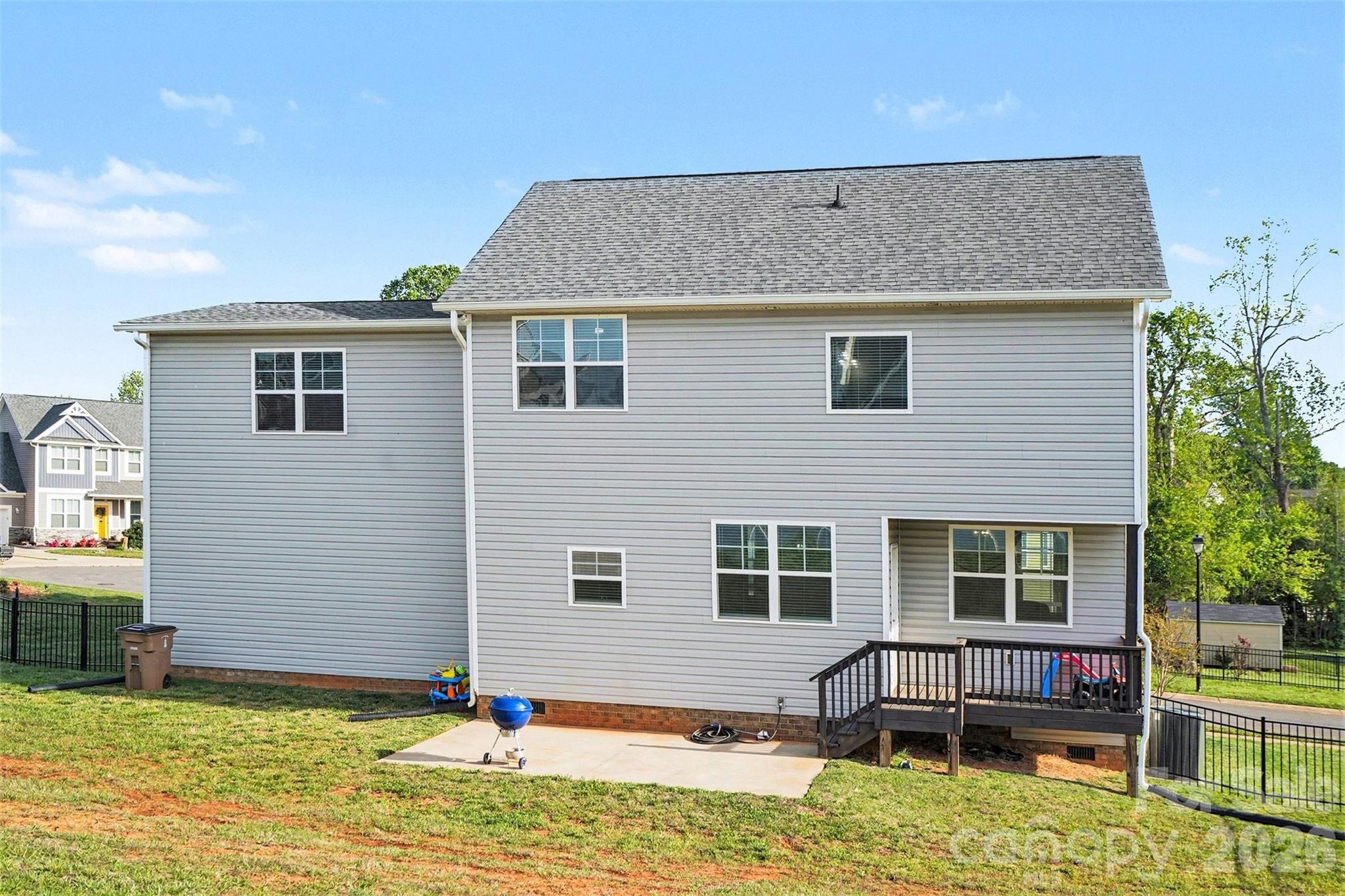 201 Garden View Lane — Shelby