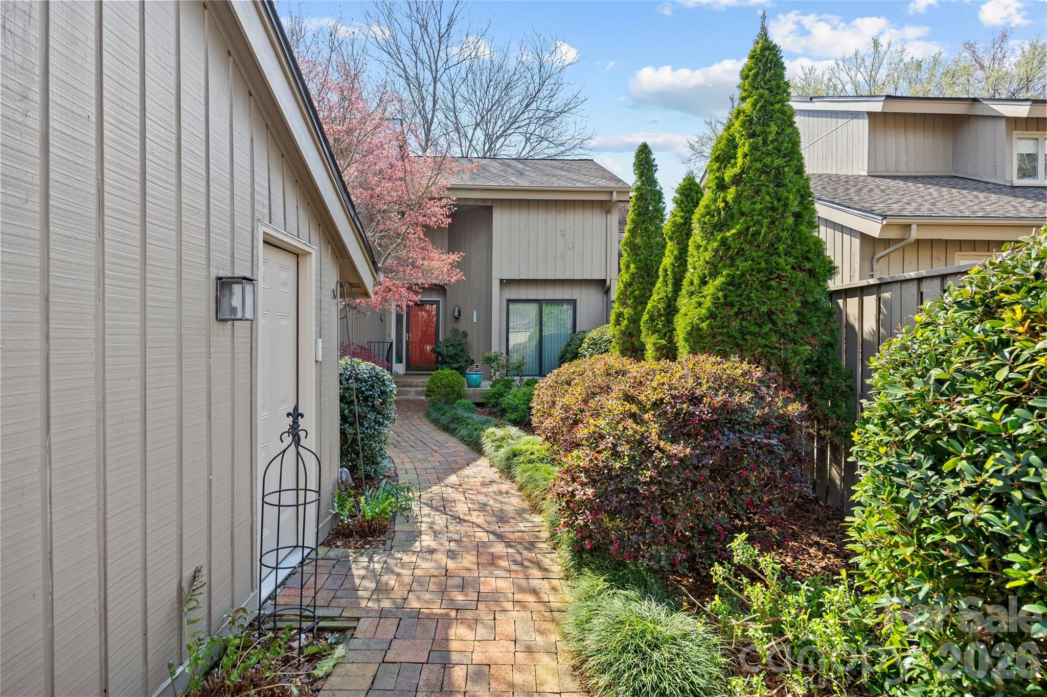 5120 Dunes Court — Charlotte