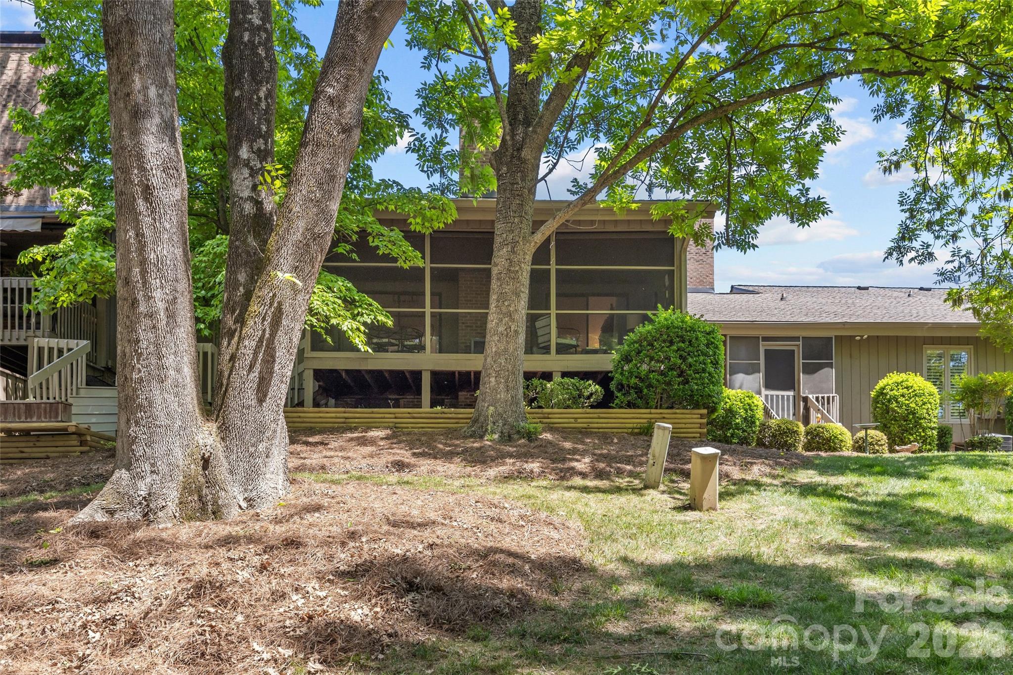5120 Dunes Court — Charlotte