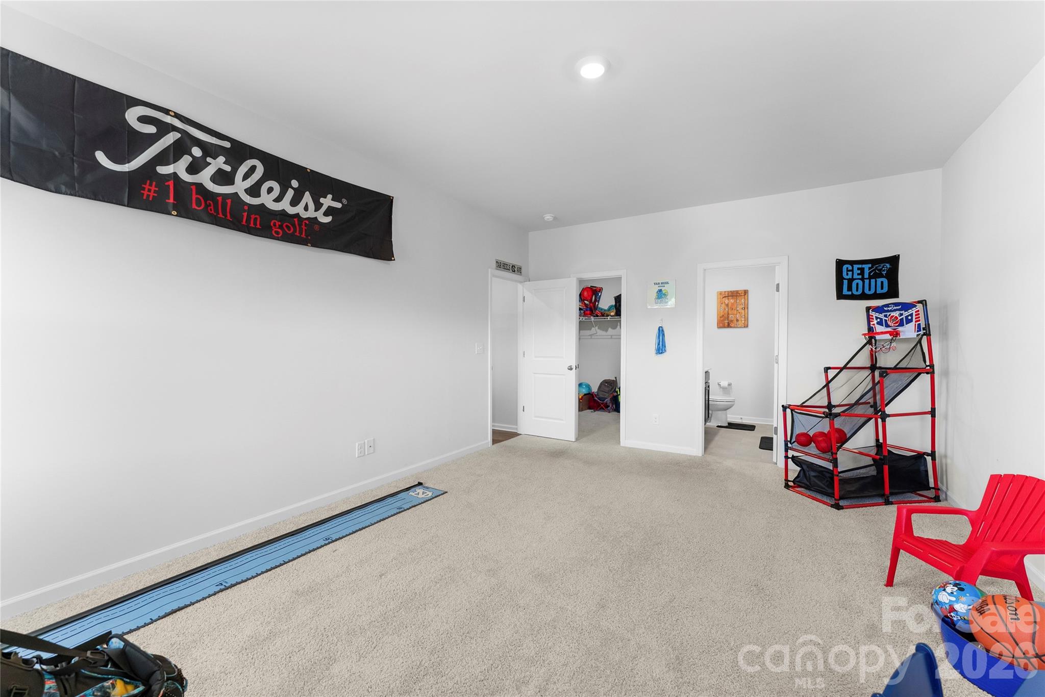 141 Amblers Knoll Road — Weaverville