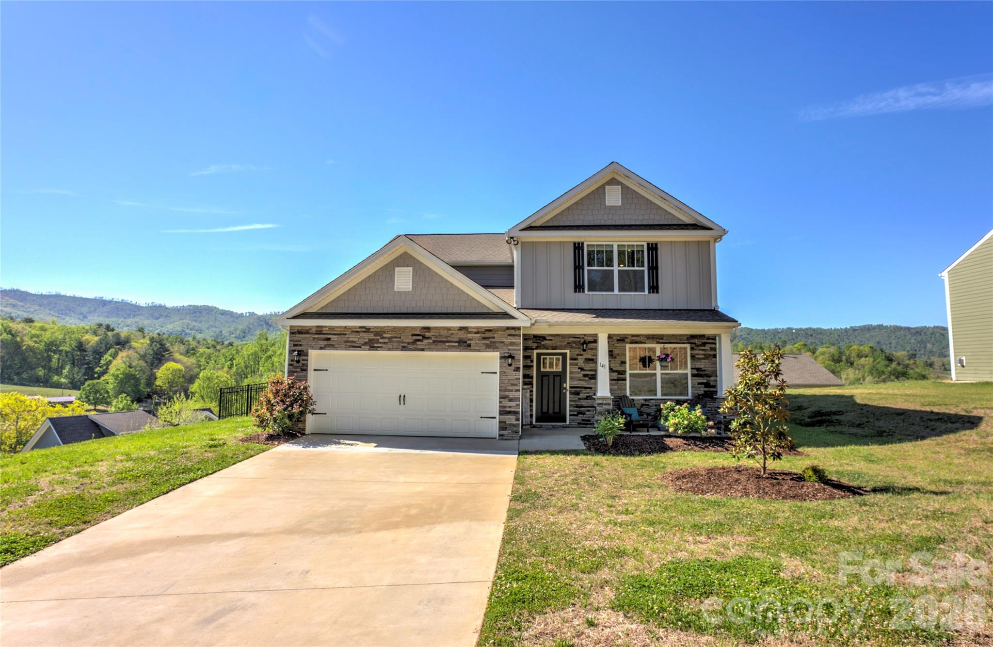 141 Amblers Knoll Road — Weaverville