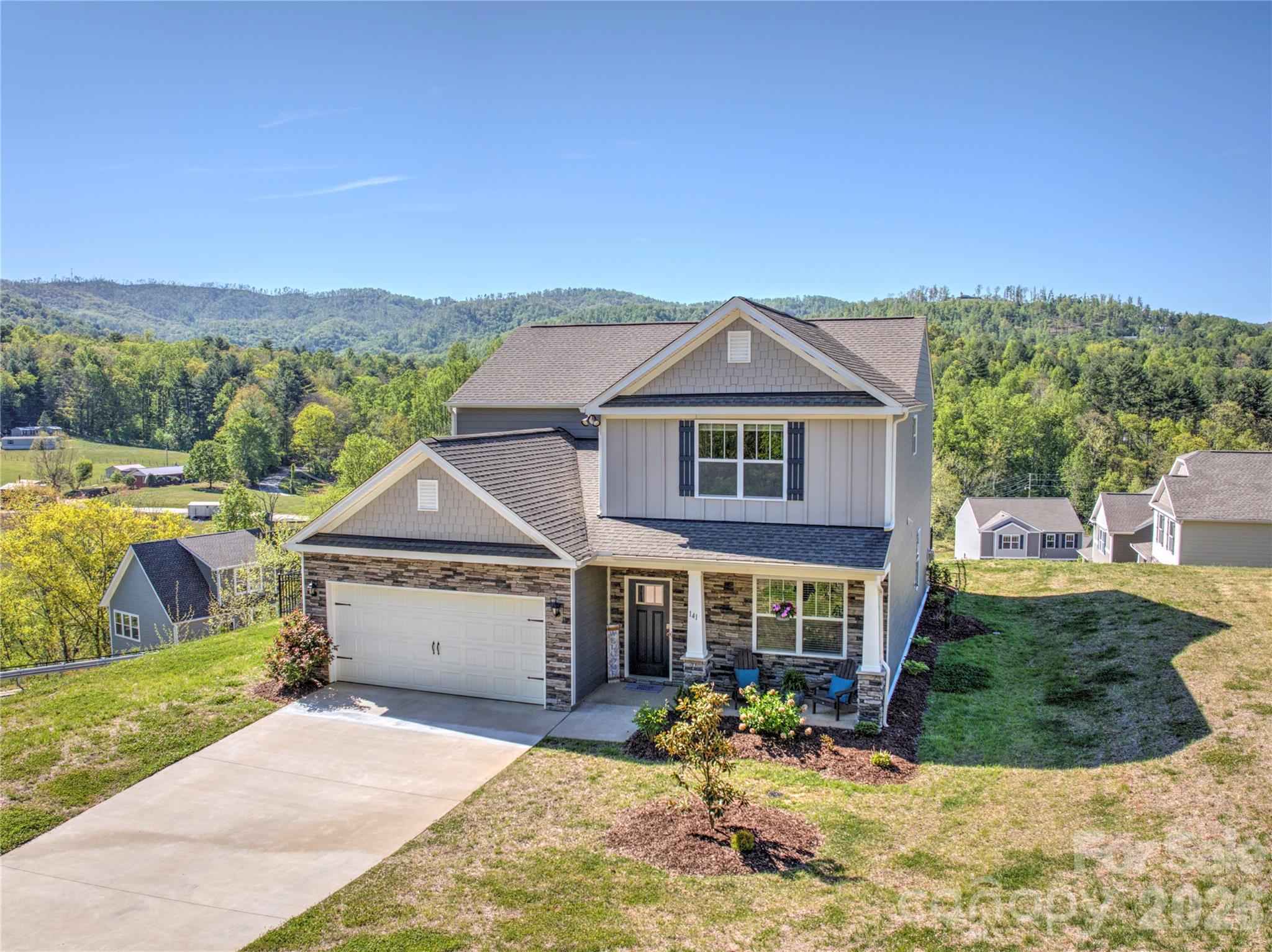 141 Amblers Knoll Road — Weaverville