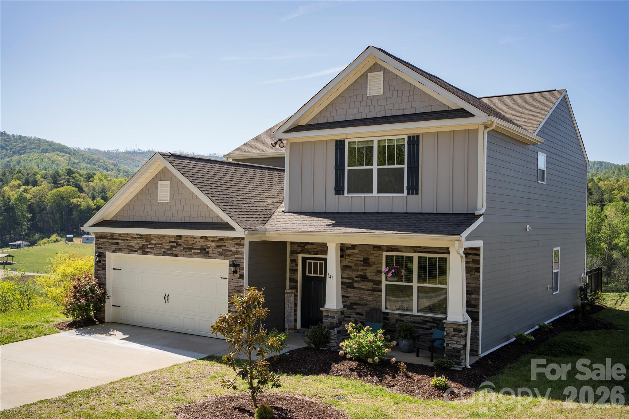 141 Amblers Knoll Road — Weaverville