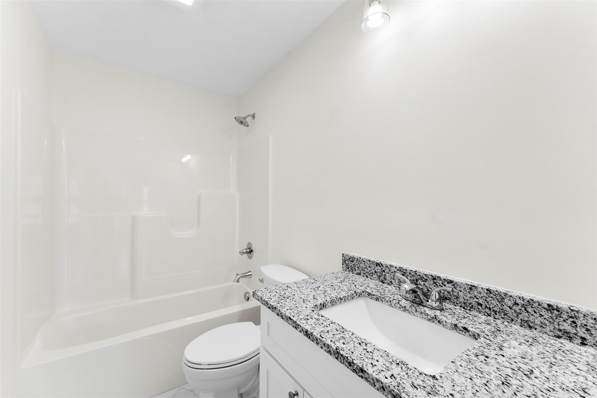 110 W Iowa Avenue — Bessemer City