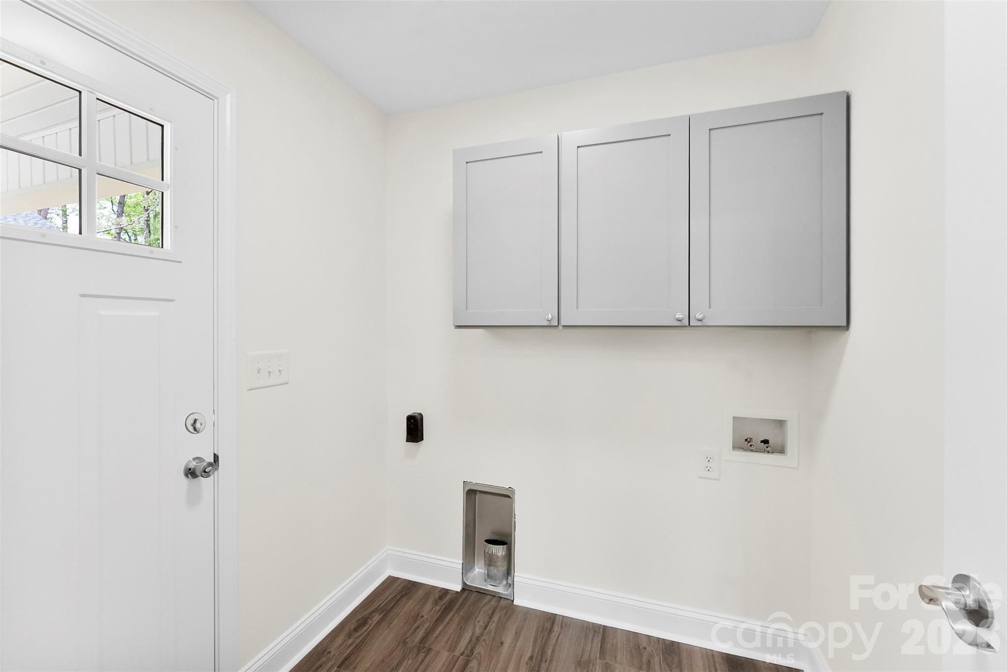 110 W Iowa Avenue — Bessemer City