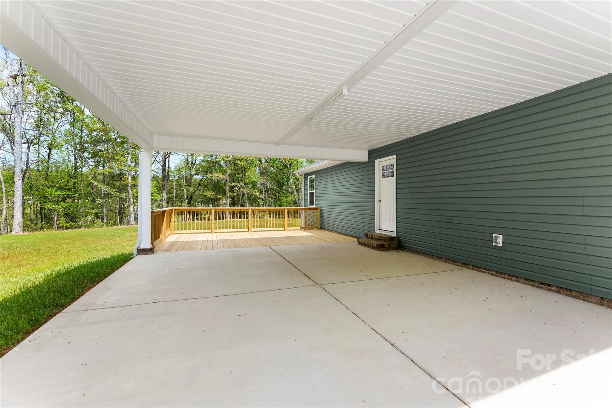 110 W Iowa Avenue — Bessemer City