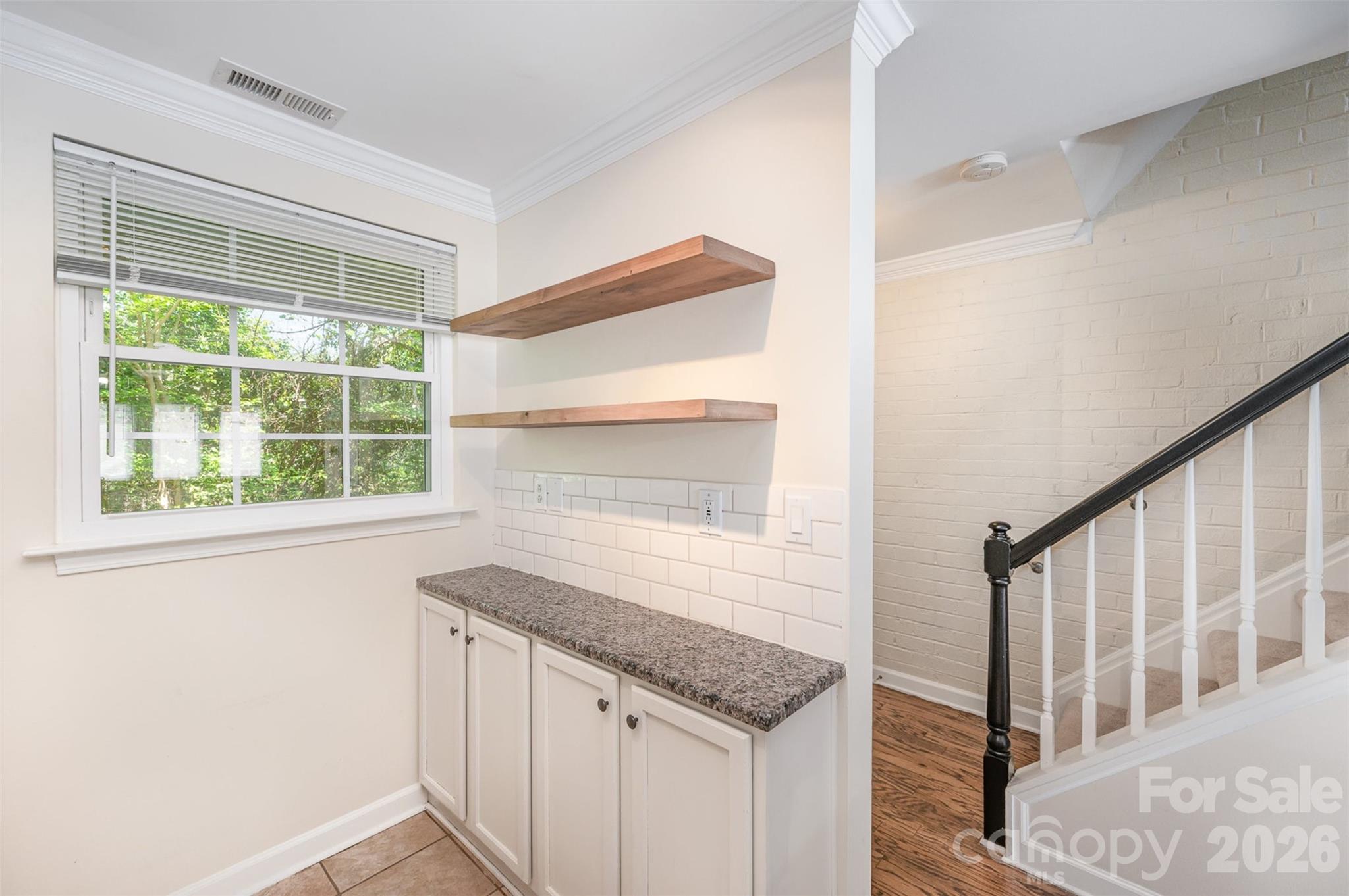1218 Green Oaks Lane #E — Charlotte