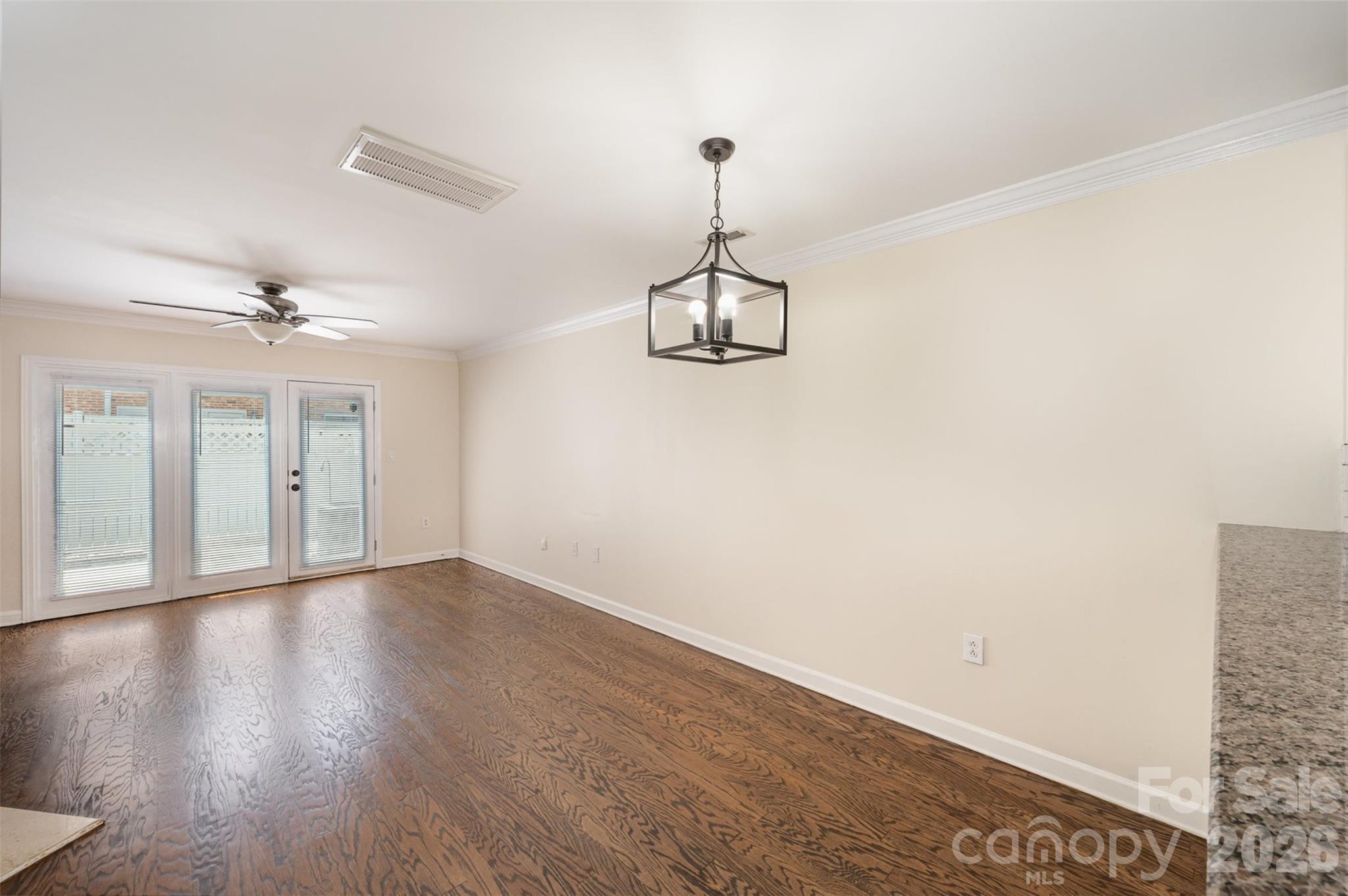 1218 Green Oaks Lane #E — Charlotte