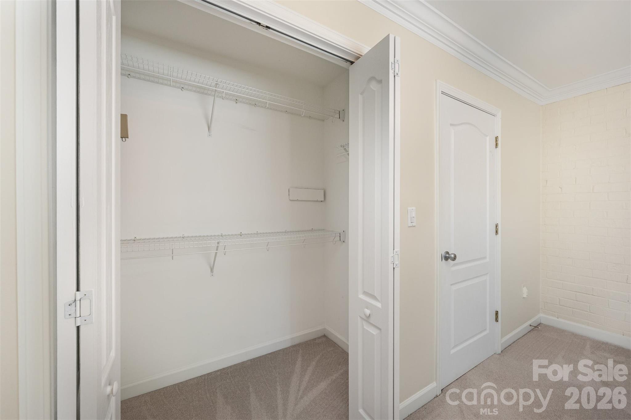 1218 Green Oaks Lane #E — Charlotte