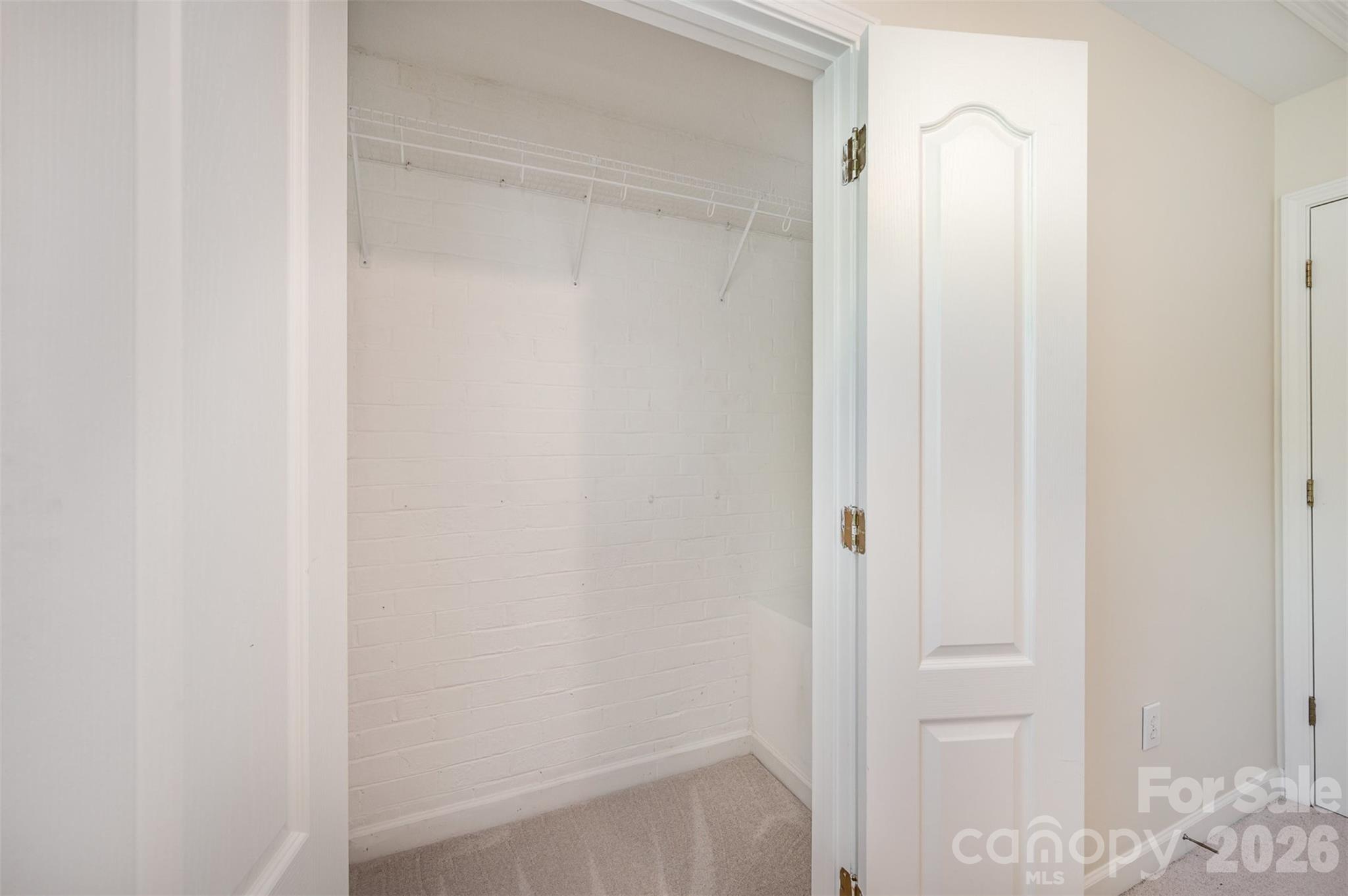 1218 Green Oaks Lane #E — Charlotte