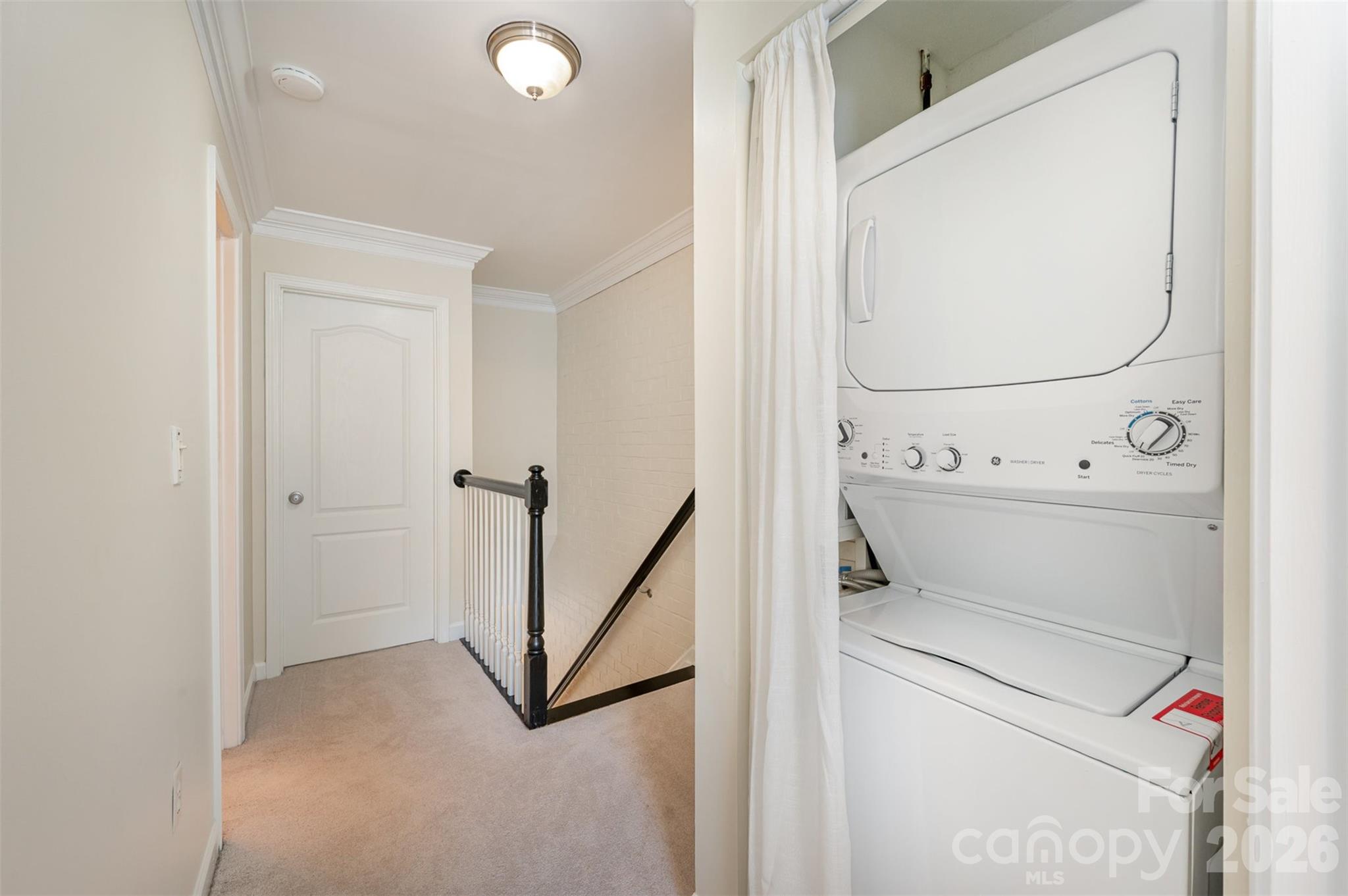 1218 Green Oaks Lane #E — Charlotte