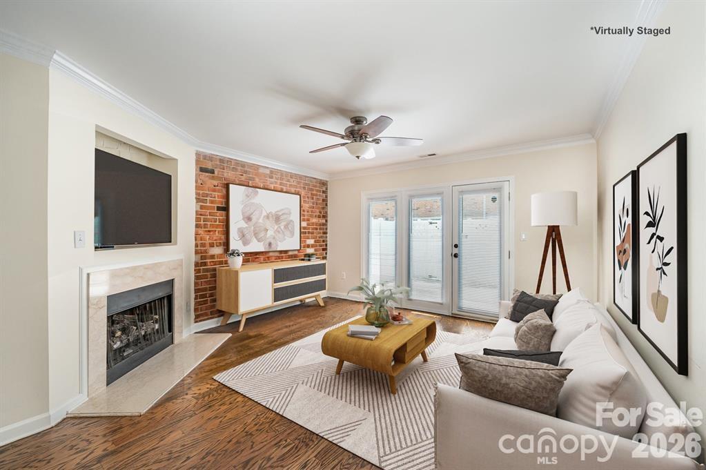 1218 Green Oaks Lane #E — Charlotte