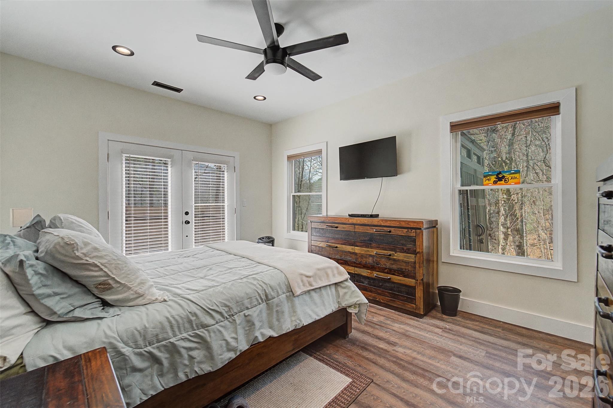 79 Abbey View Road — Bryson City