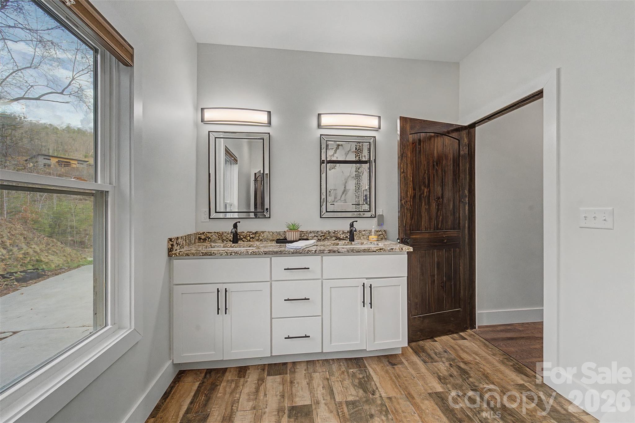 79 Abbey View Road — Bryson City