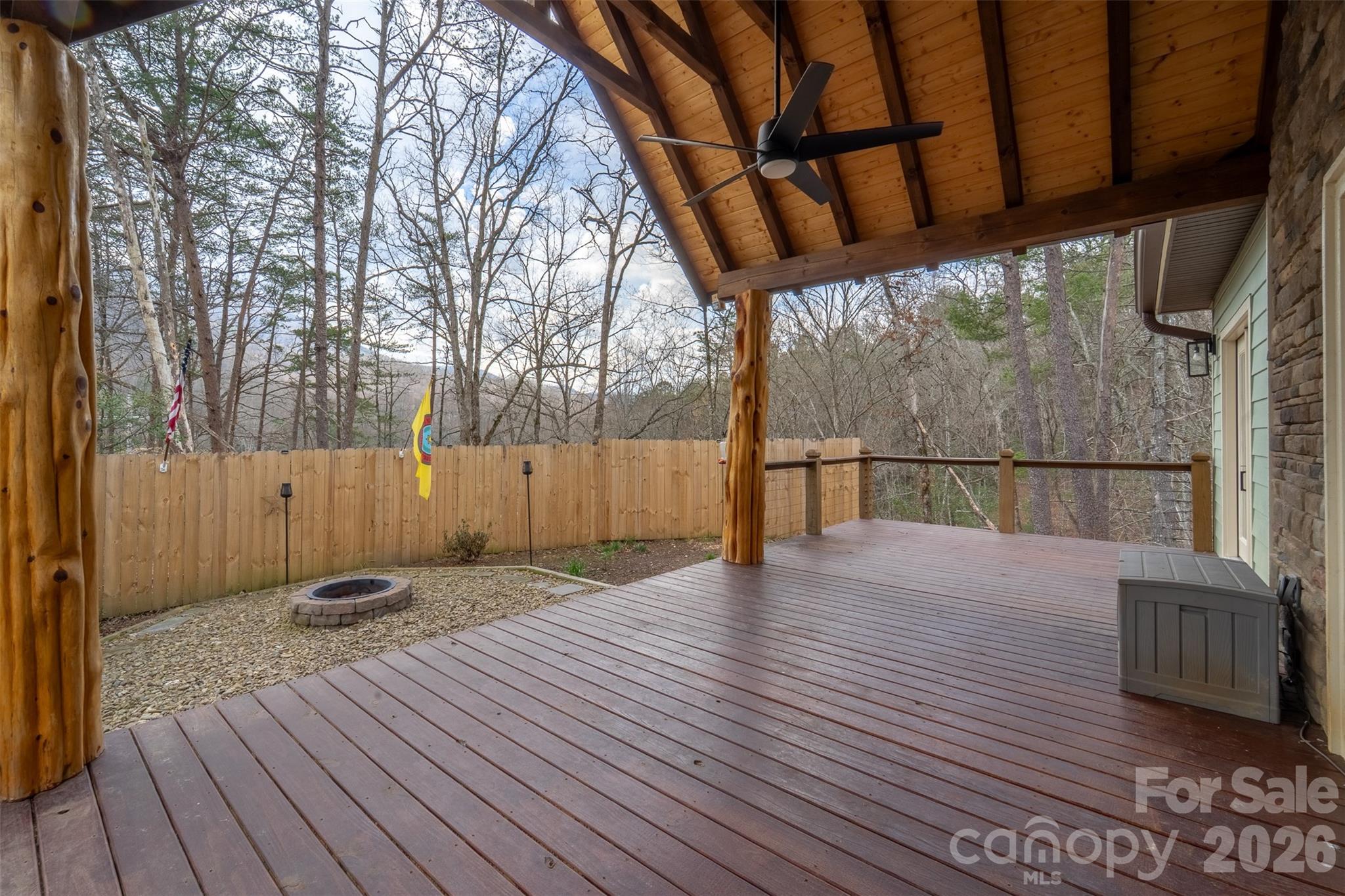 79 Abbey View Road — Bryson City