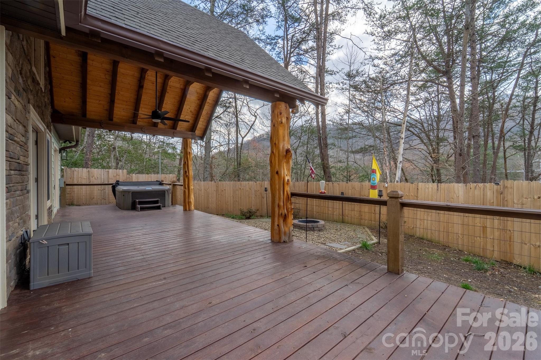 79 Abbey View Road — Bryson City