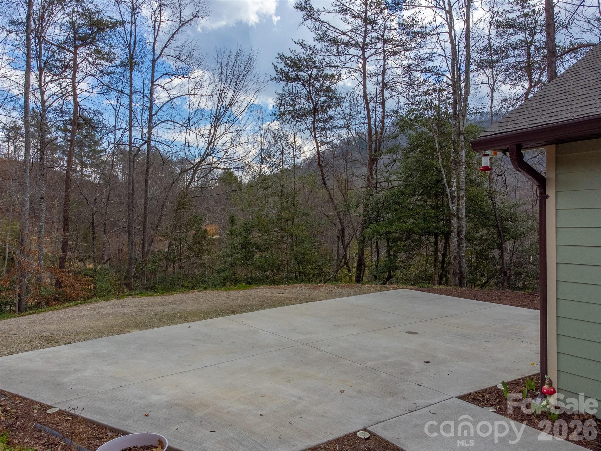 79 Abbey View Road — Bryson City