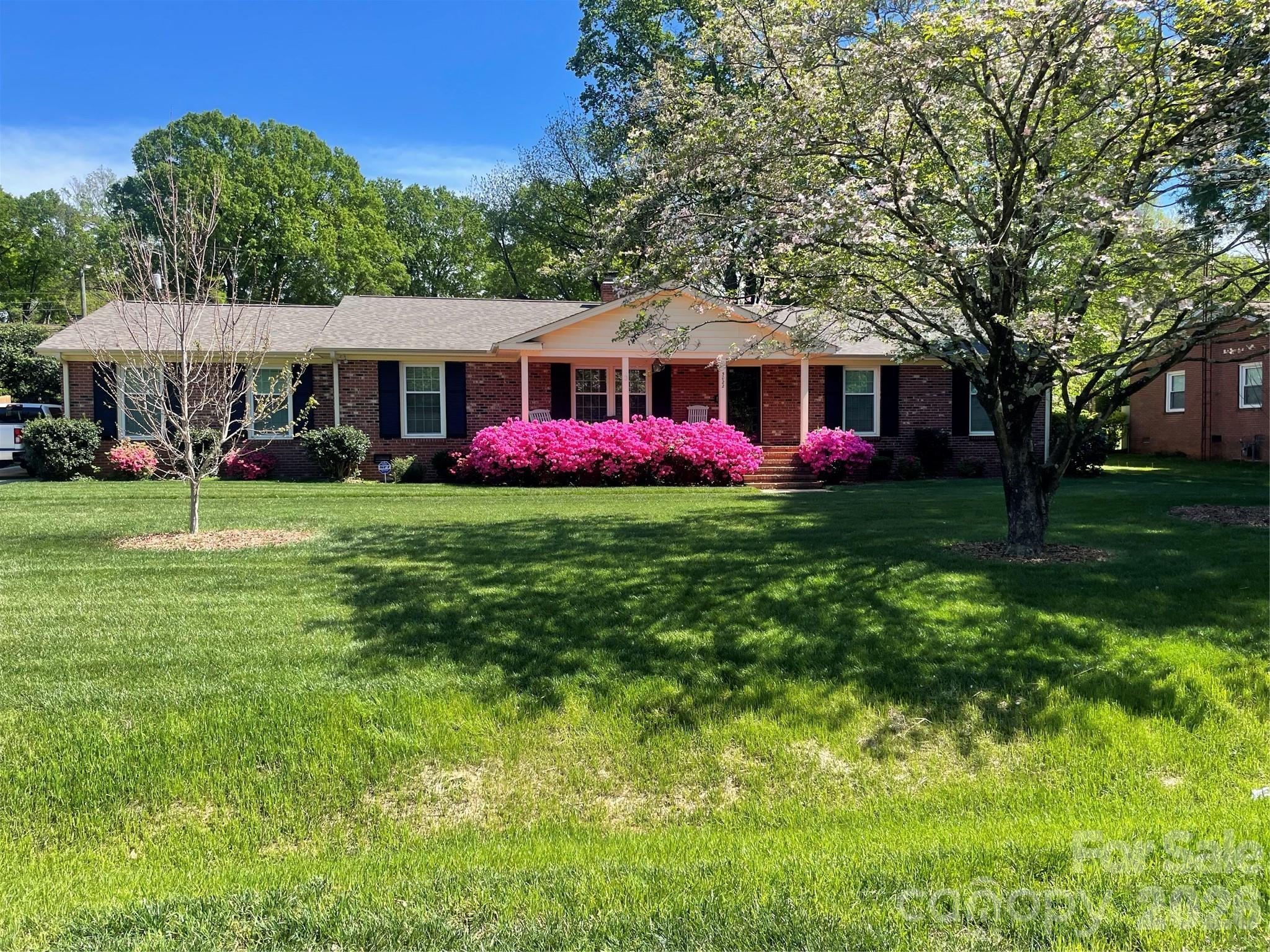 5022 Cheviot Road — Charlotte