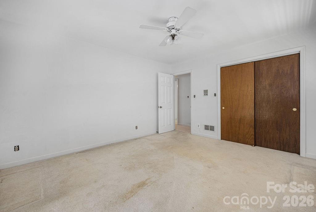 5022 Cheviot Road — Charlotte