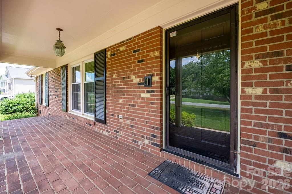 5022 Cheviot Road — Charlotte